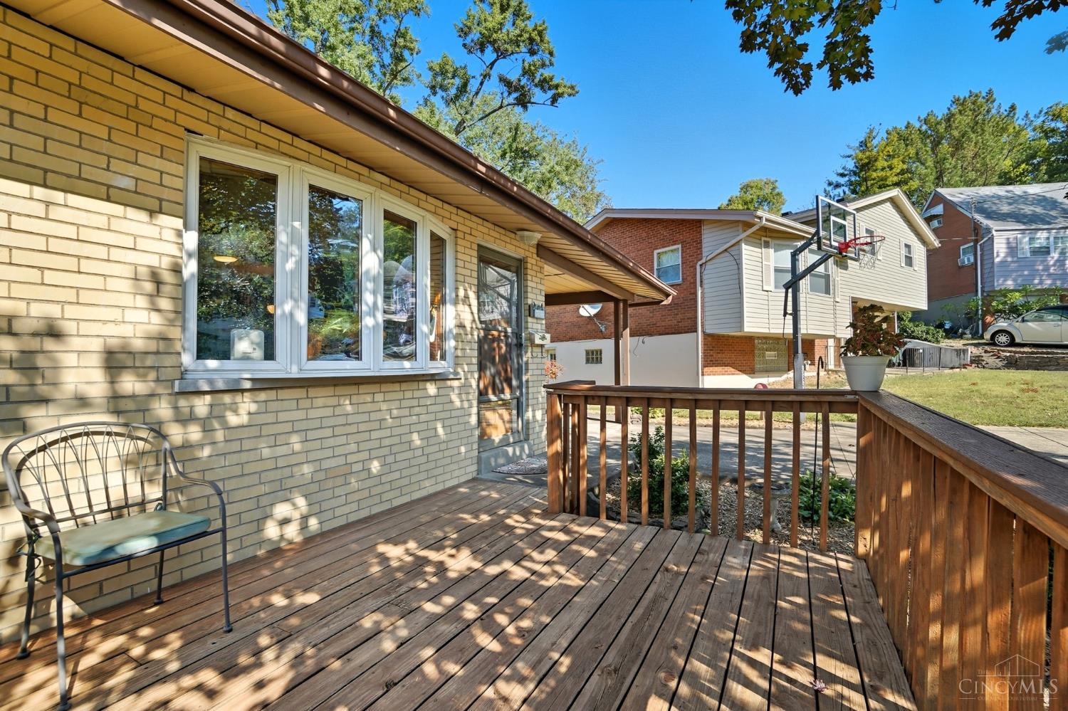 109 Calico Court
