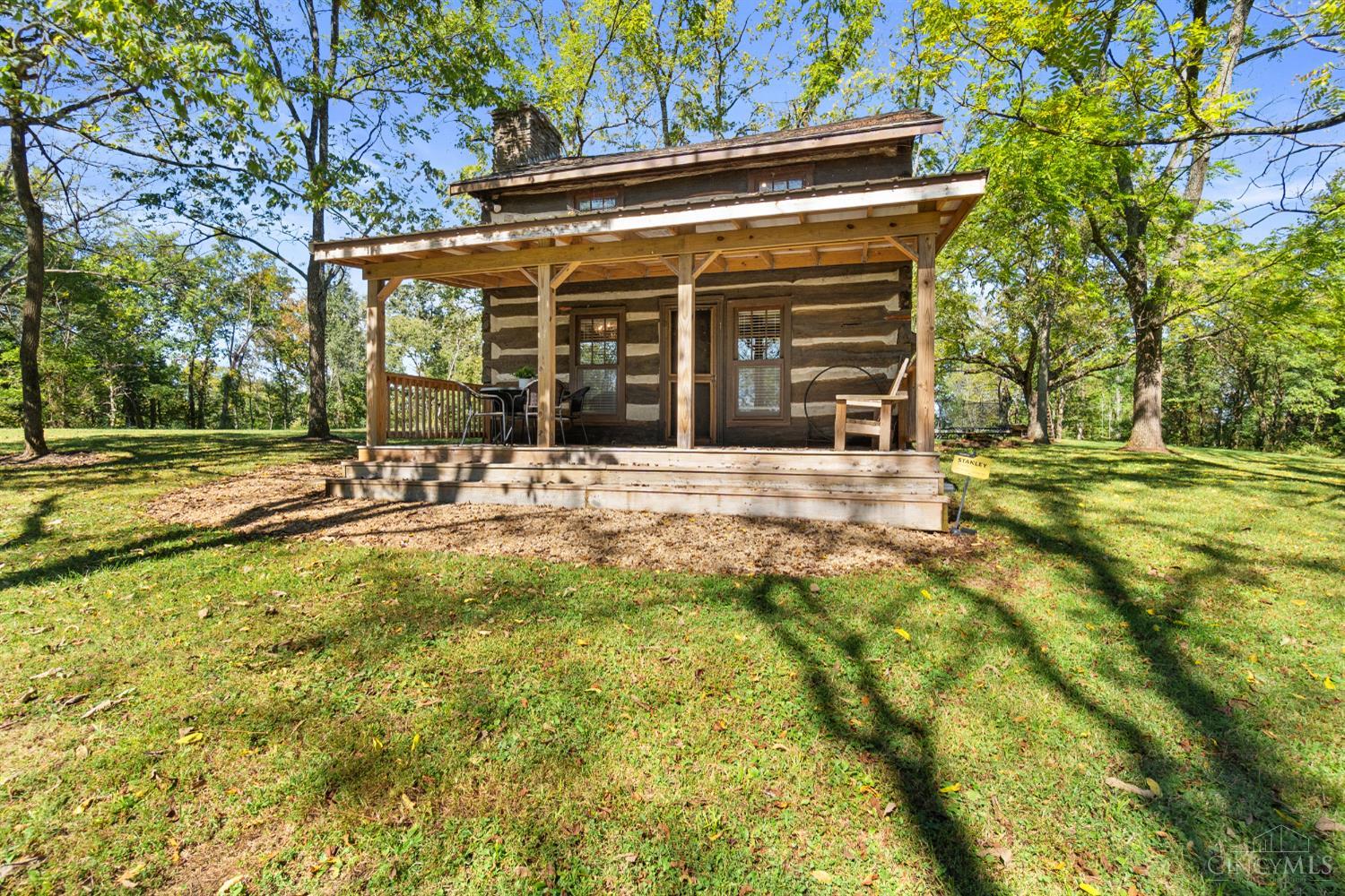 7788 White Road