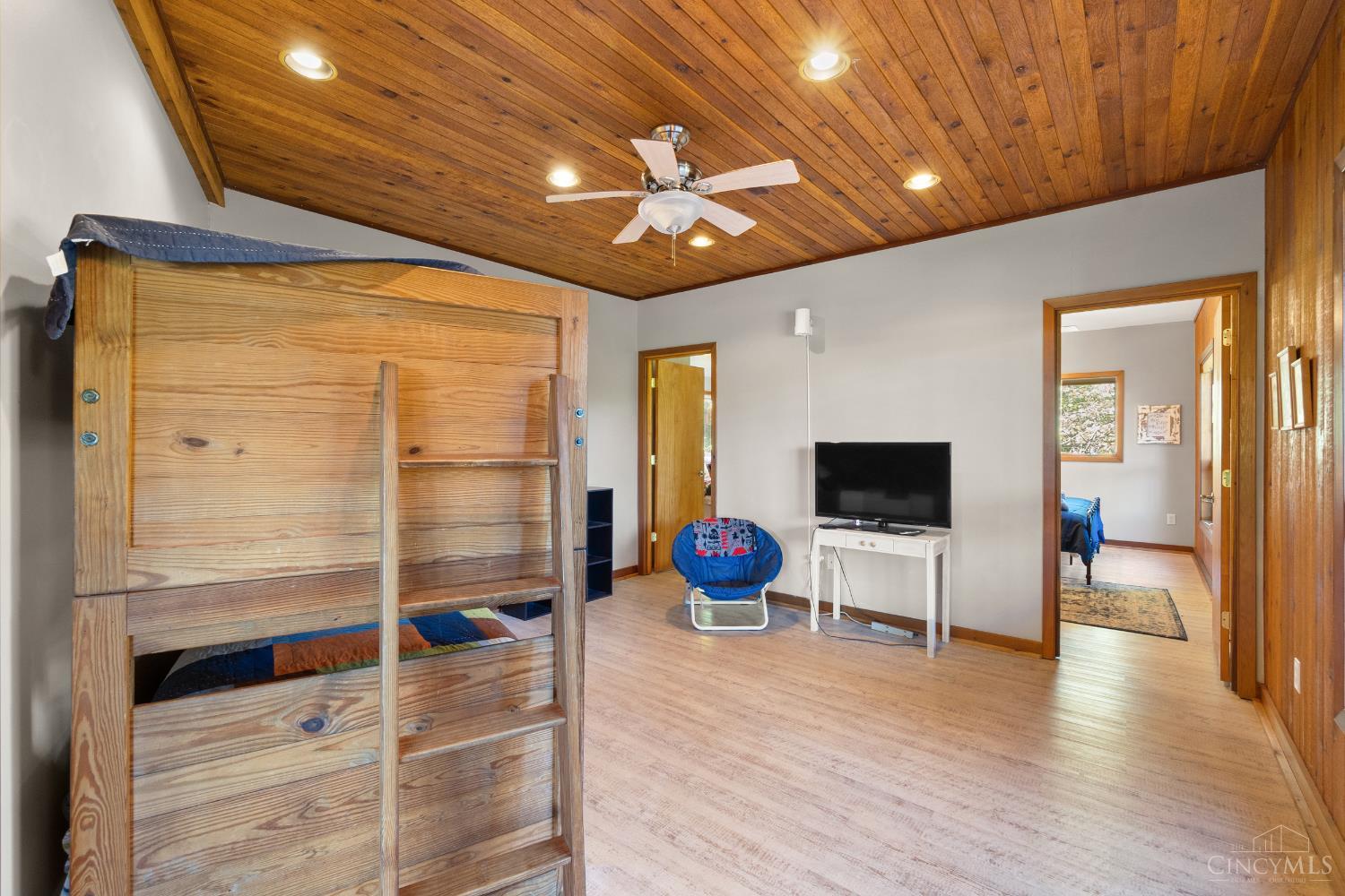 7788 White Road
