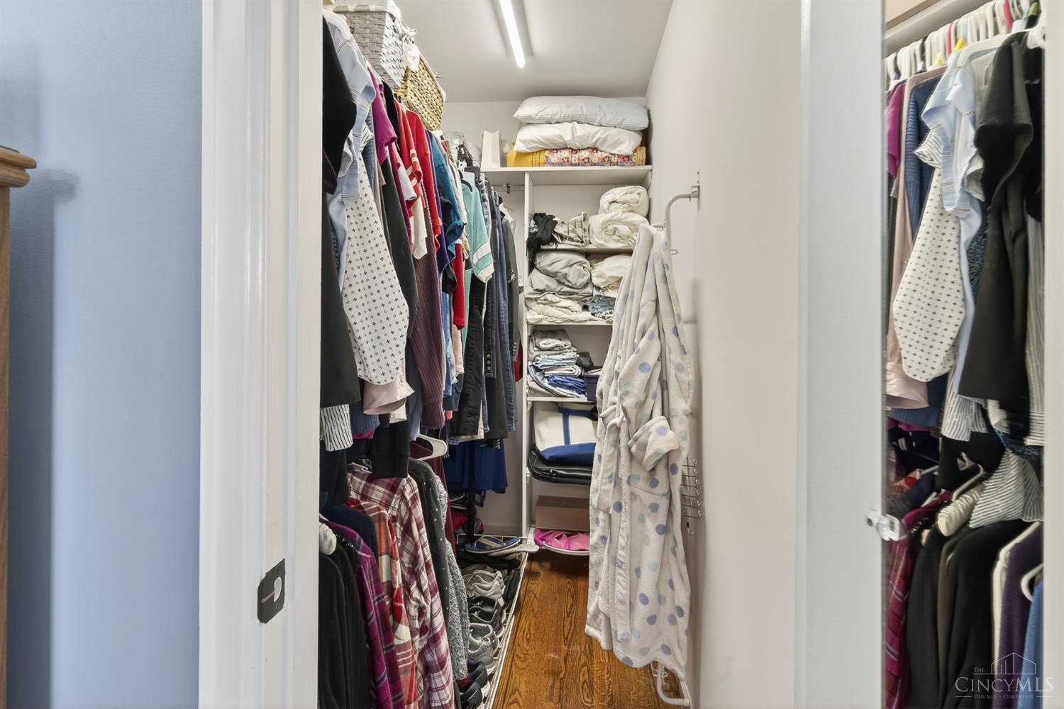 2207 Rolling Hills Boulevard