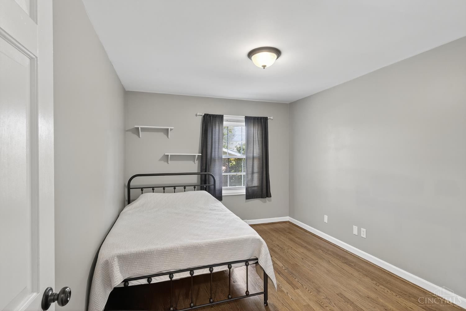 2207 Rolling Hills Boulevard