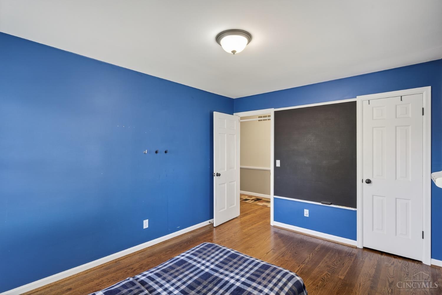 2207 Rolling Hills Boulevard