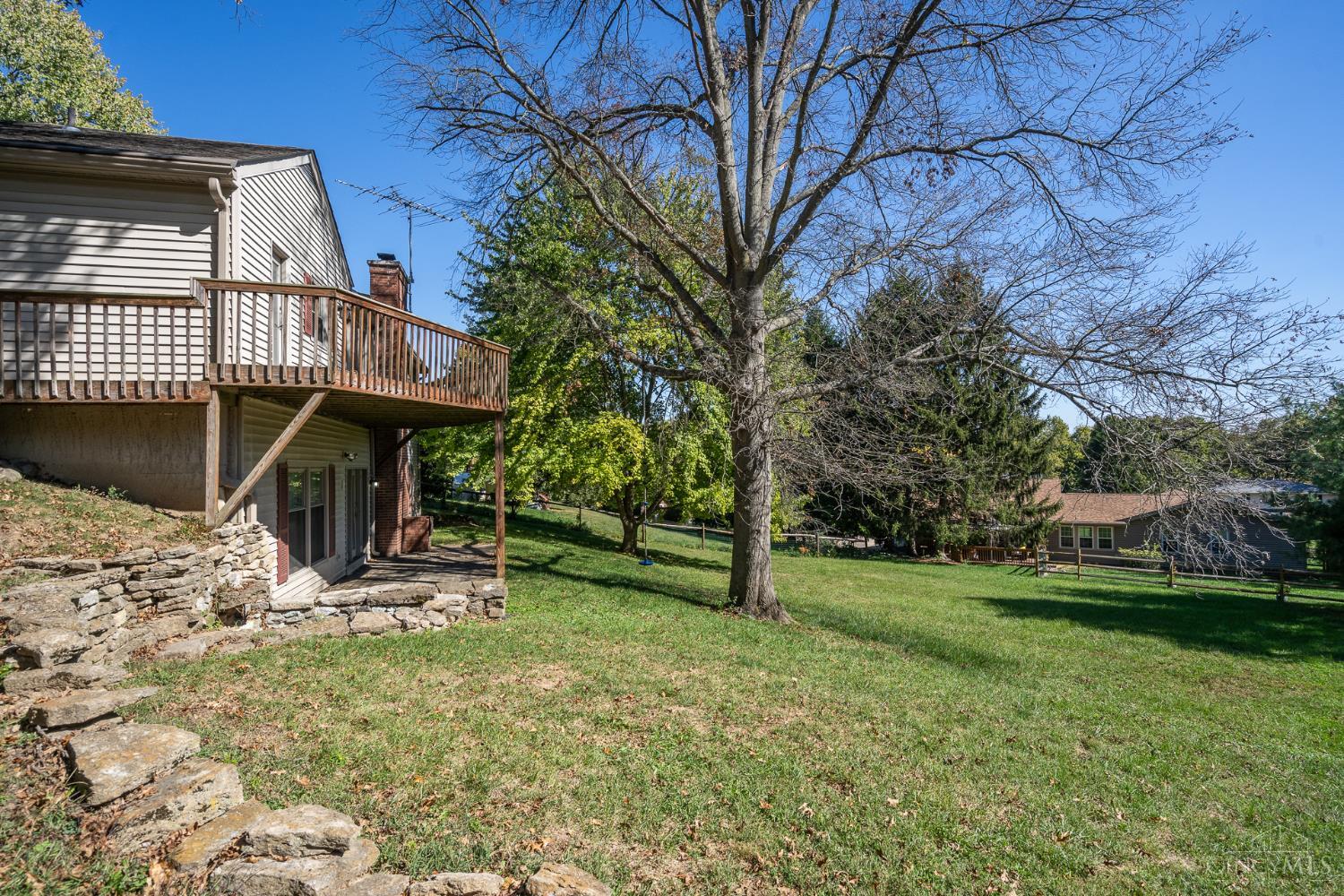 2207 Rolling Hills Boulevard