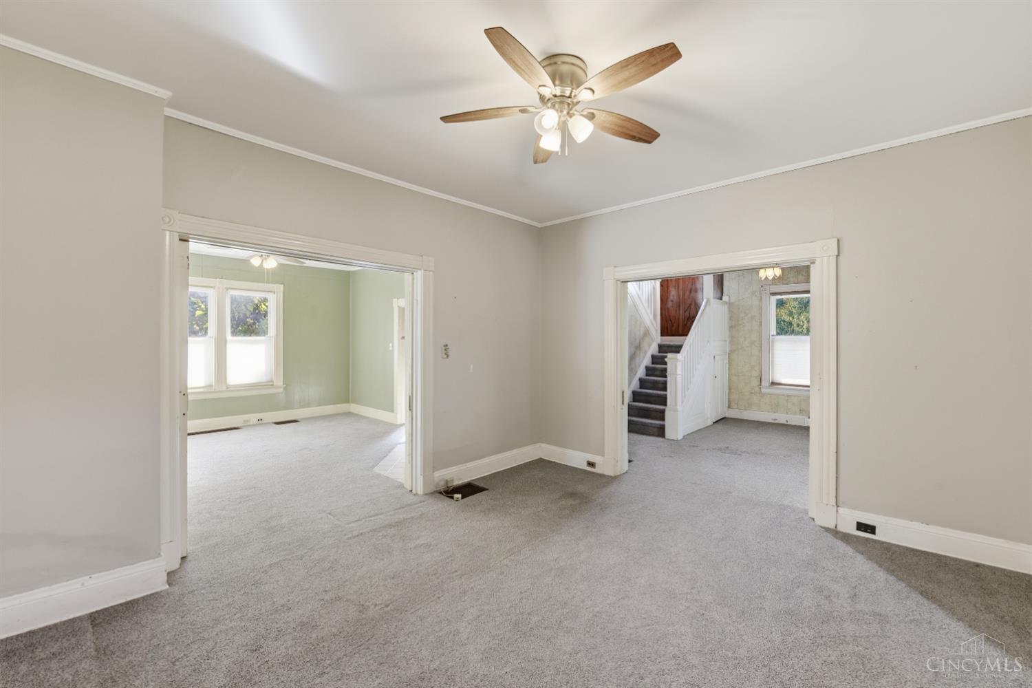 103 W Sharon Road