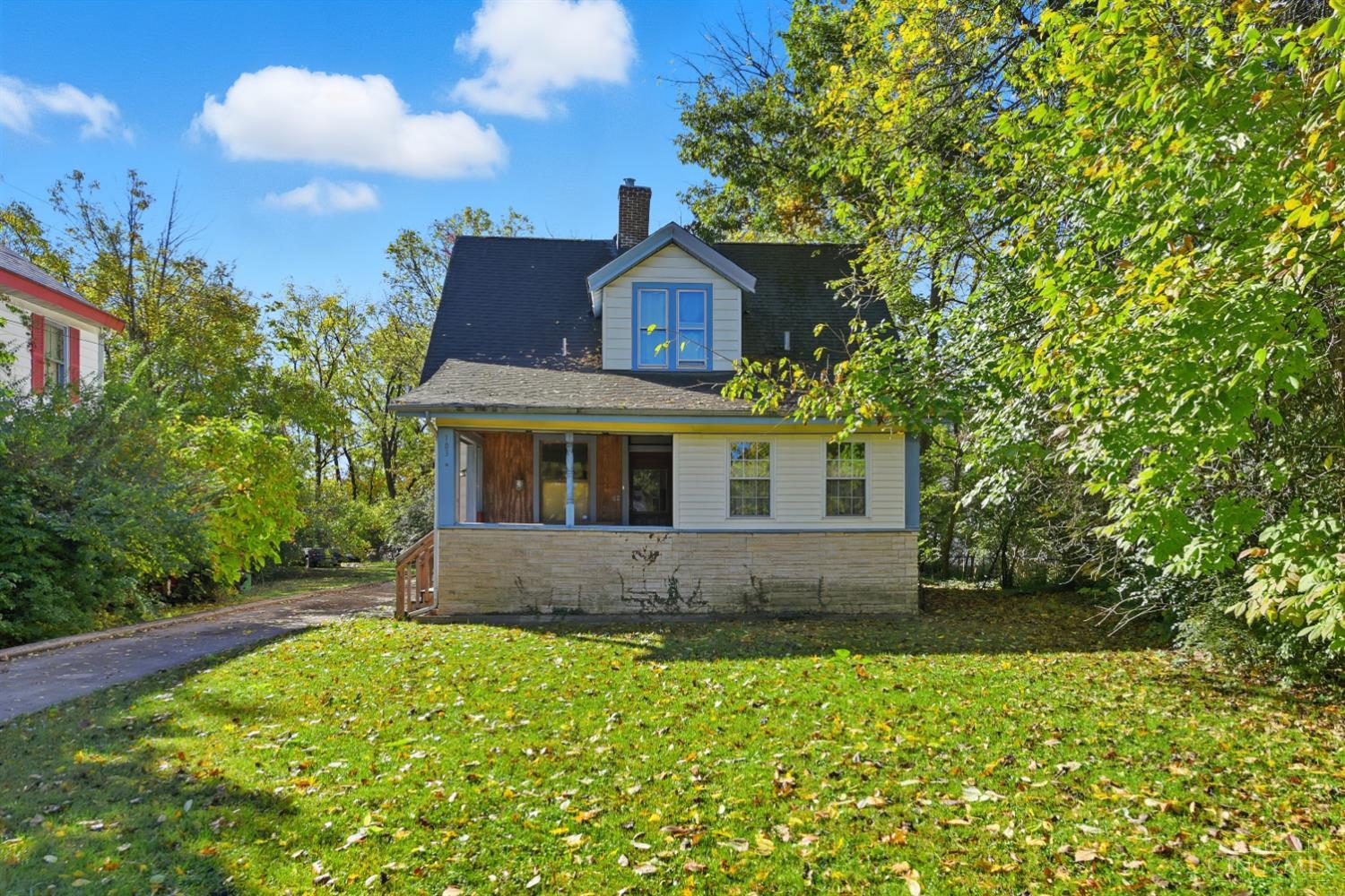 103 W Sharon Road