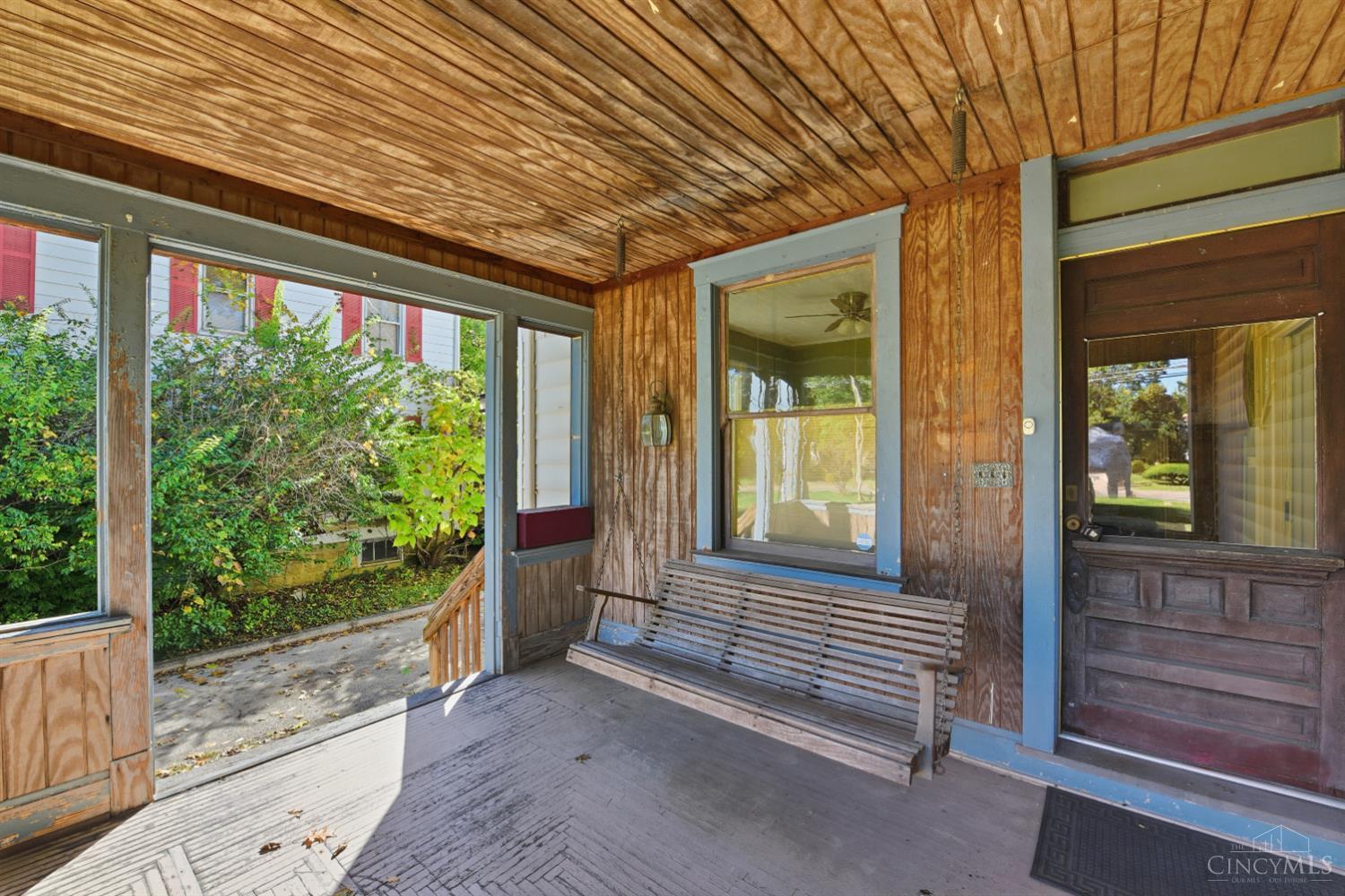103 W Sharon Road