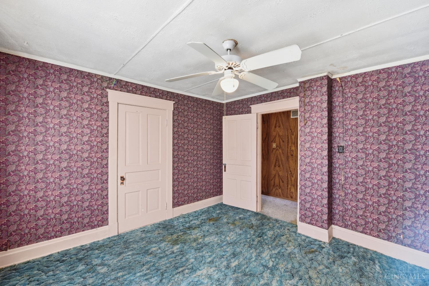 103 W Sharon Road