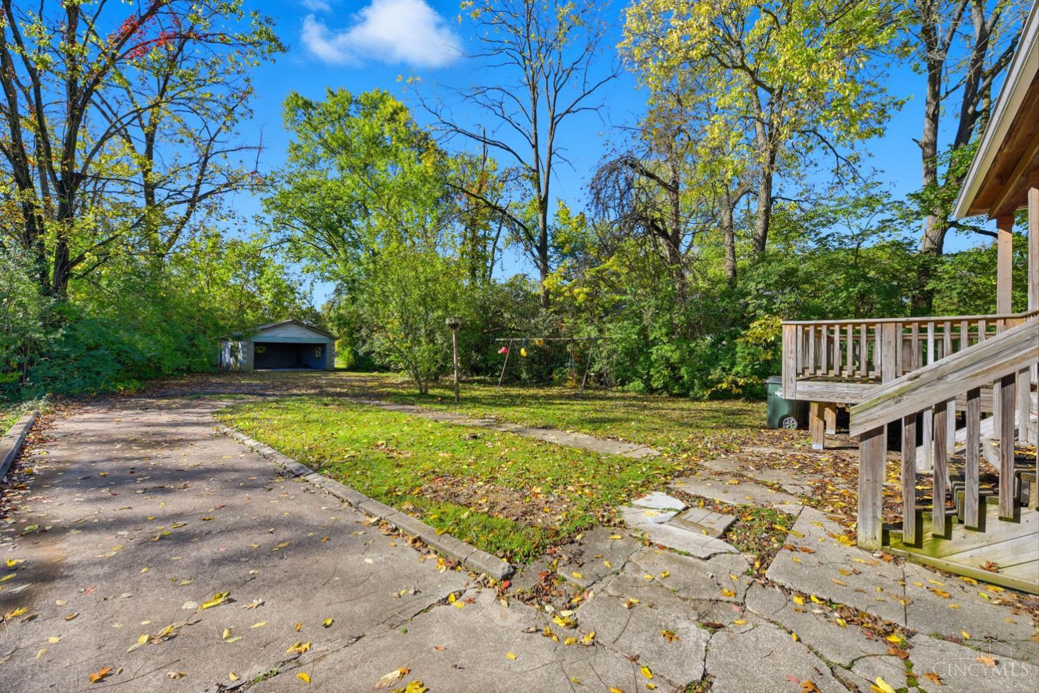 103 W Sharon Road