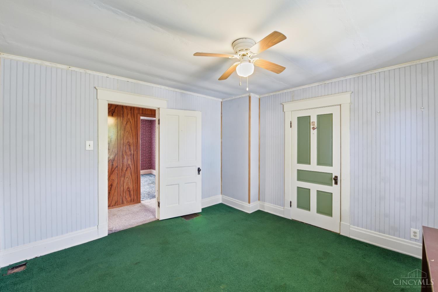 103 W Sharon Road