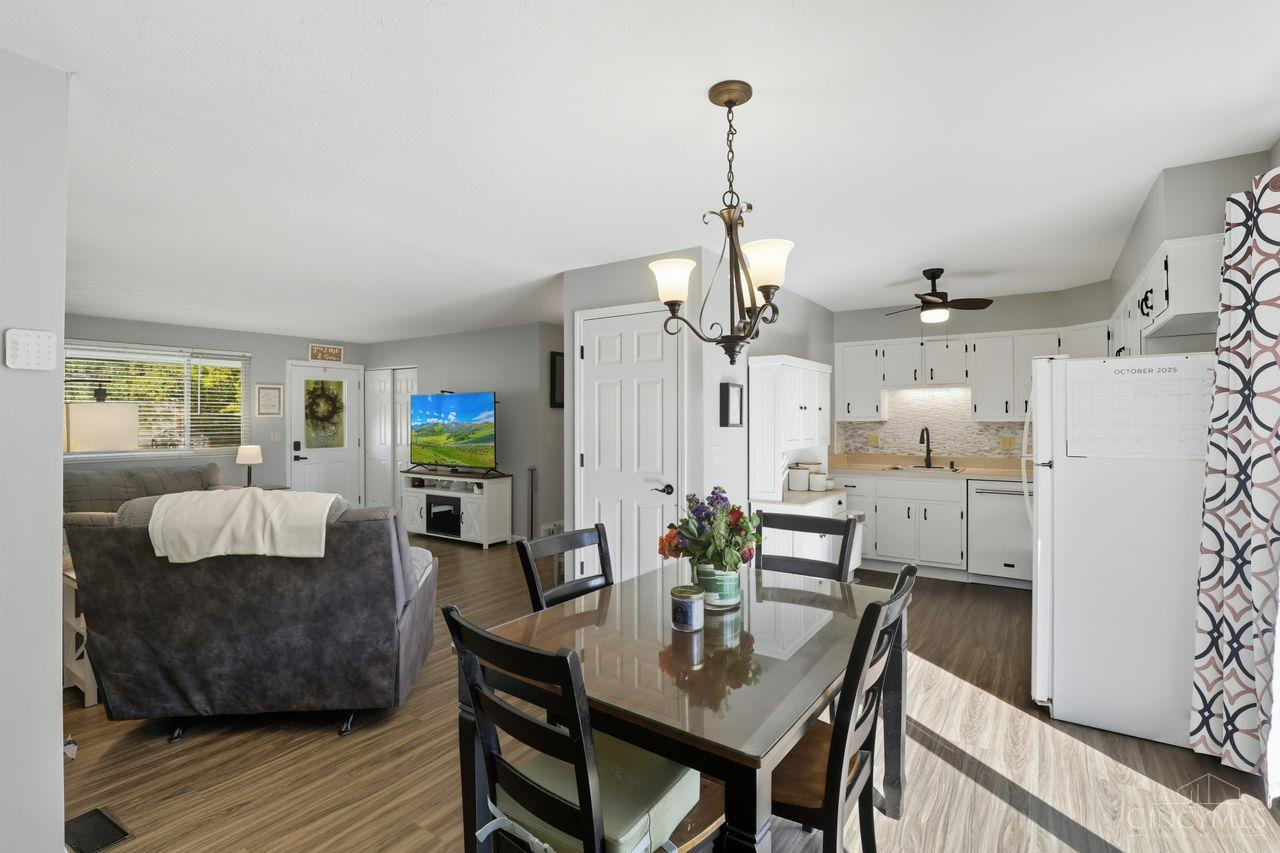 1873 Heidelberg Drive