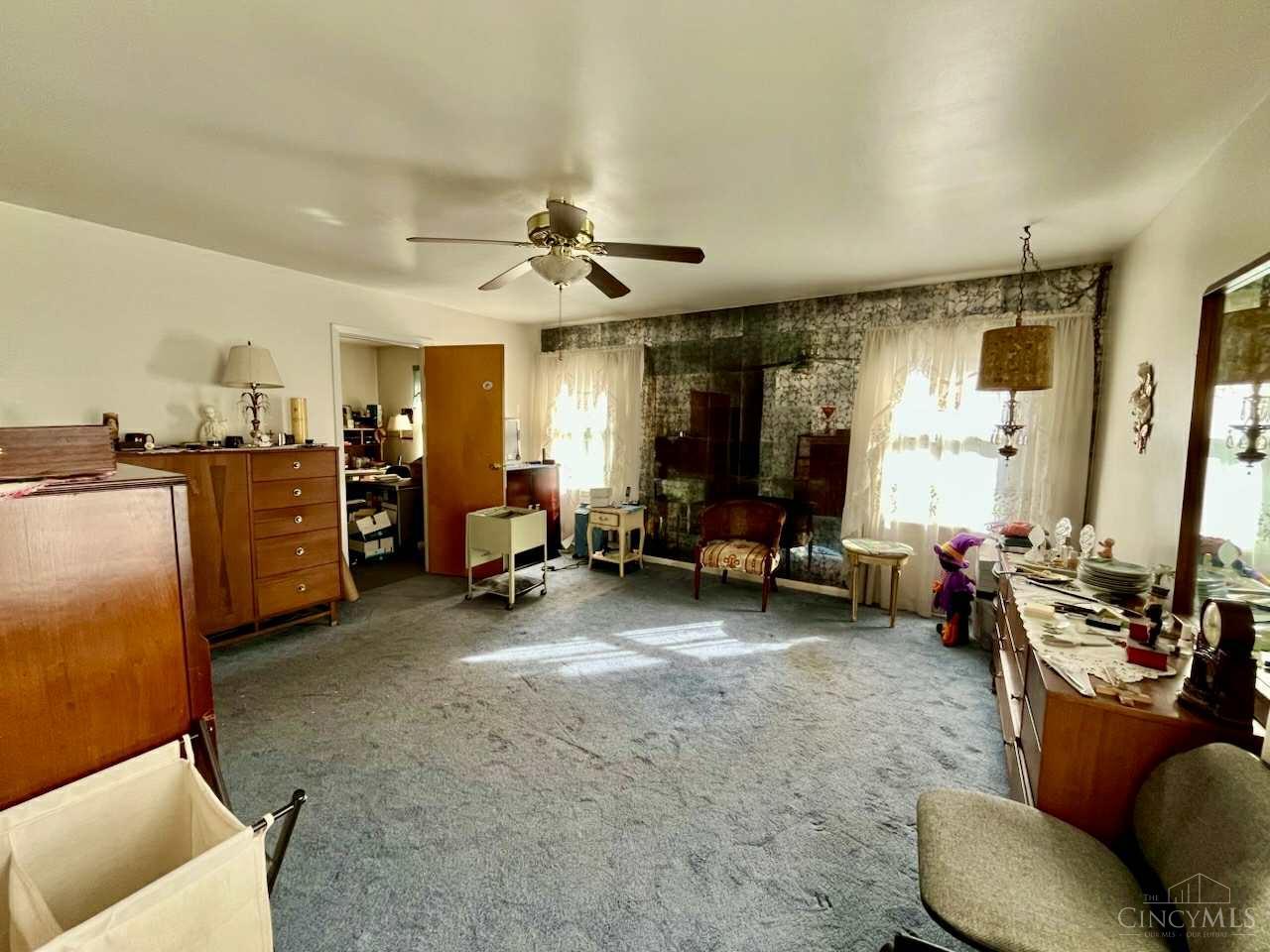 3632 Crestnoll Lane