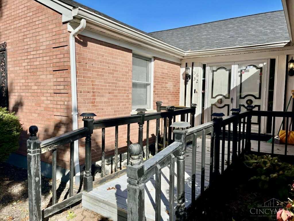 3632 Crestnoll Lane