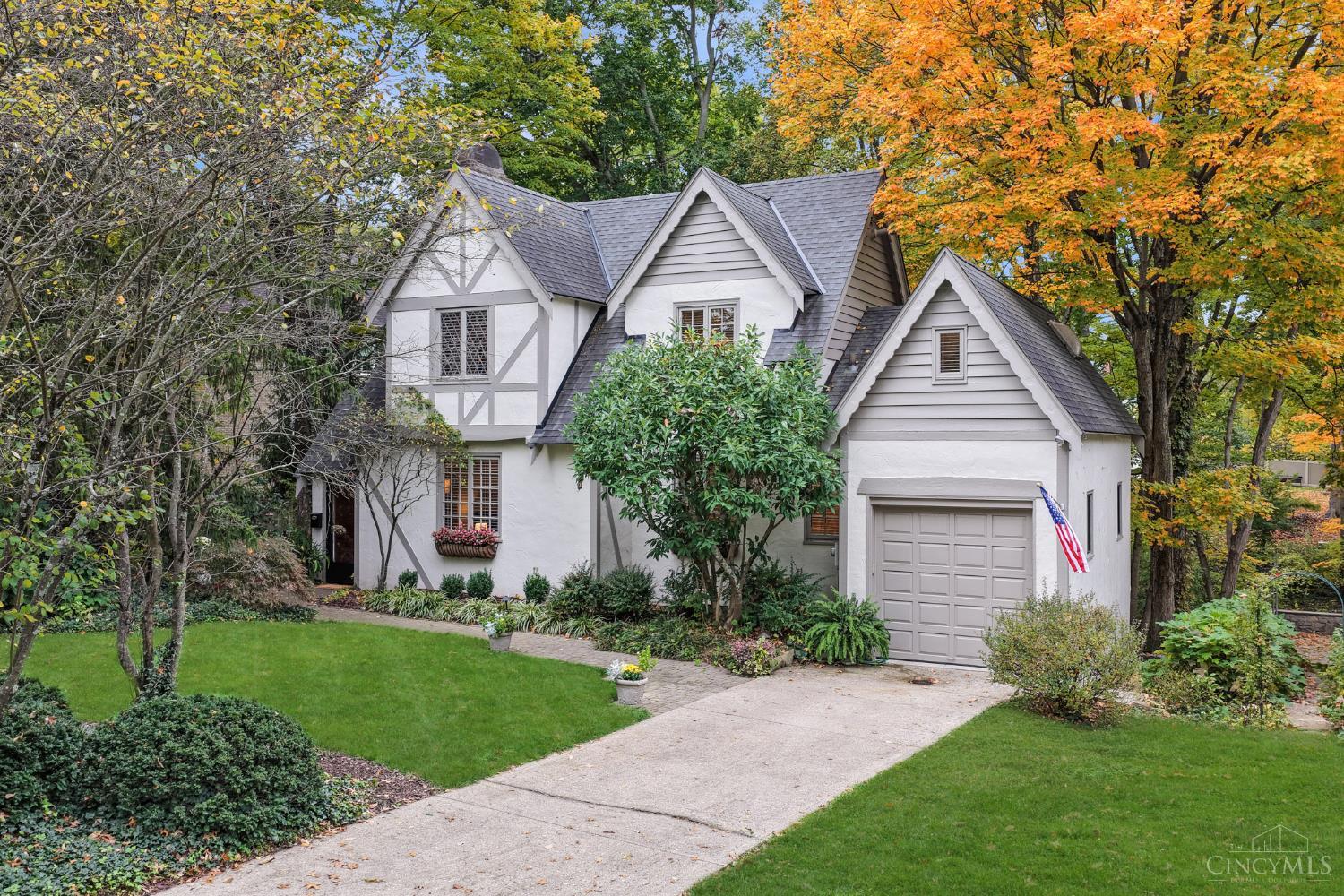 3613 Victoria Lane