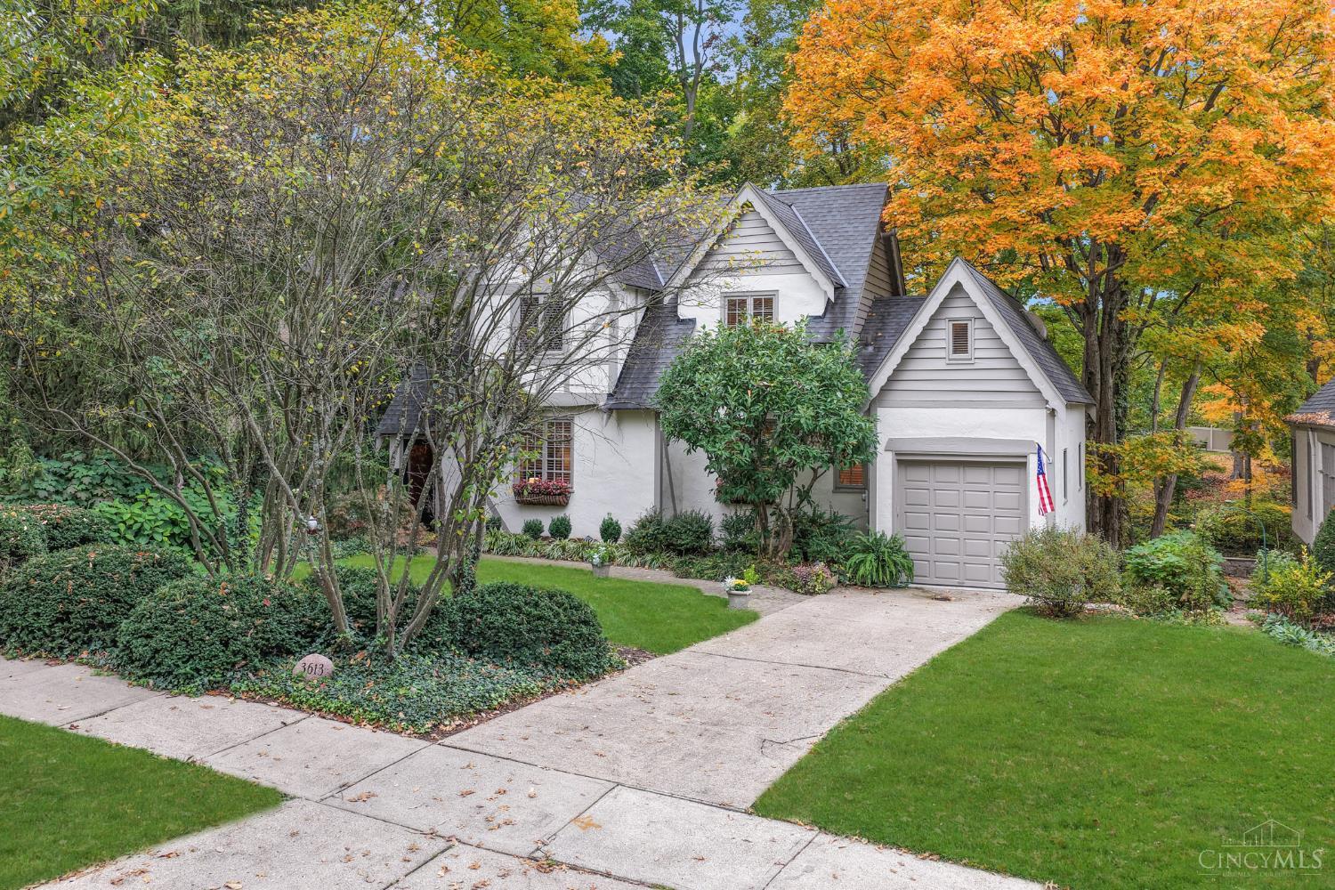 3613 Victoria Lane