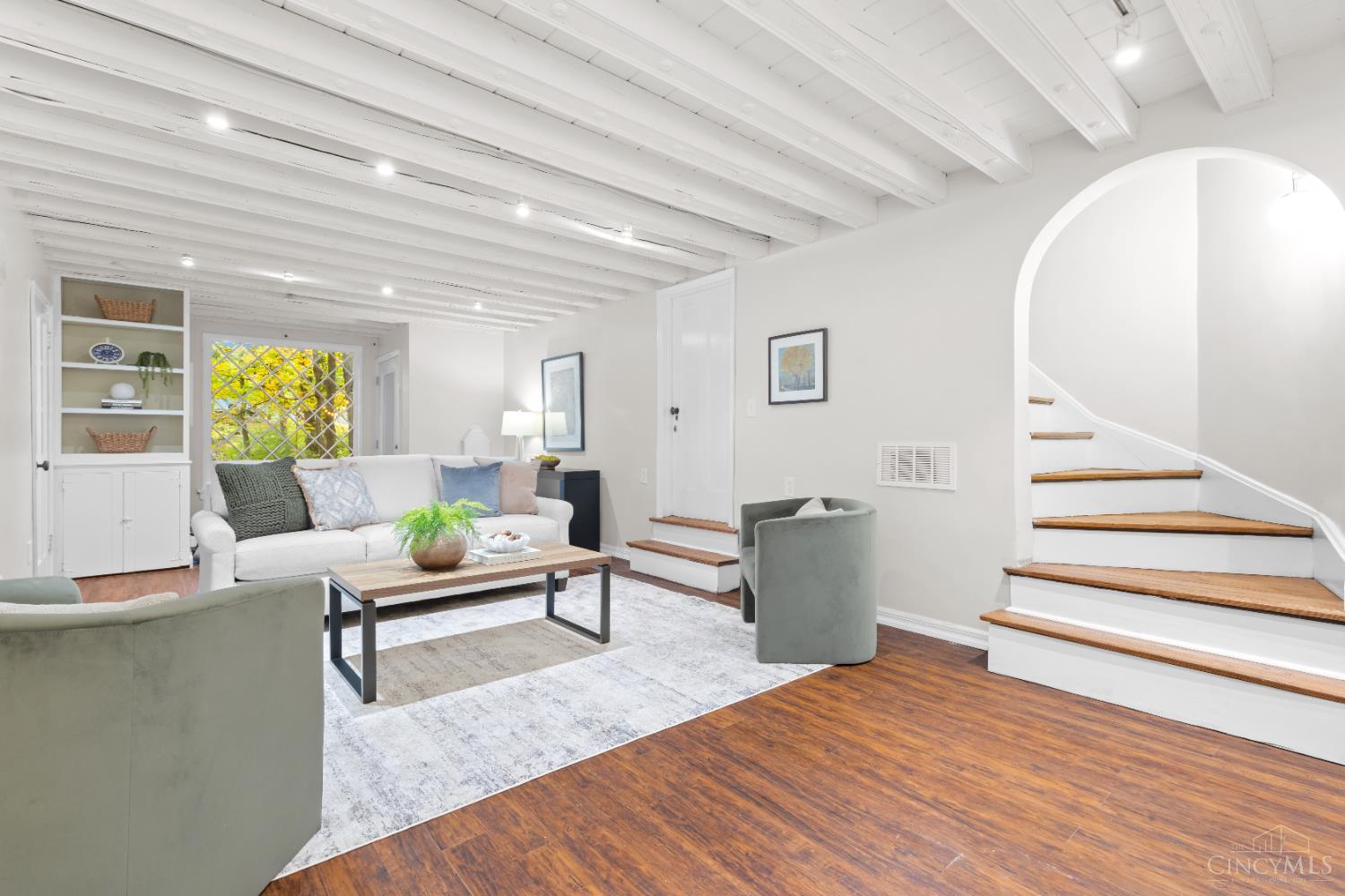 3613 Victoria Lane