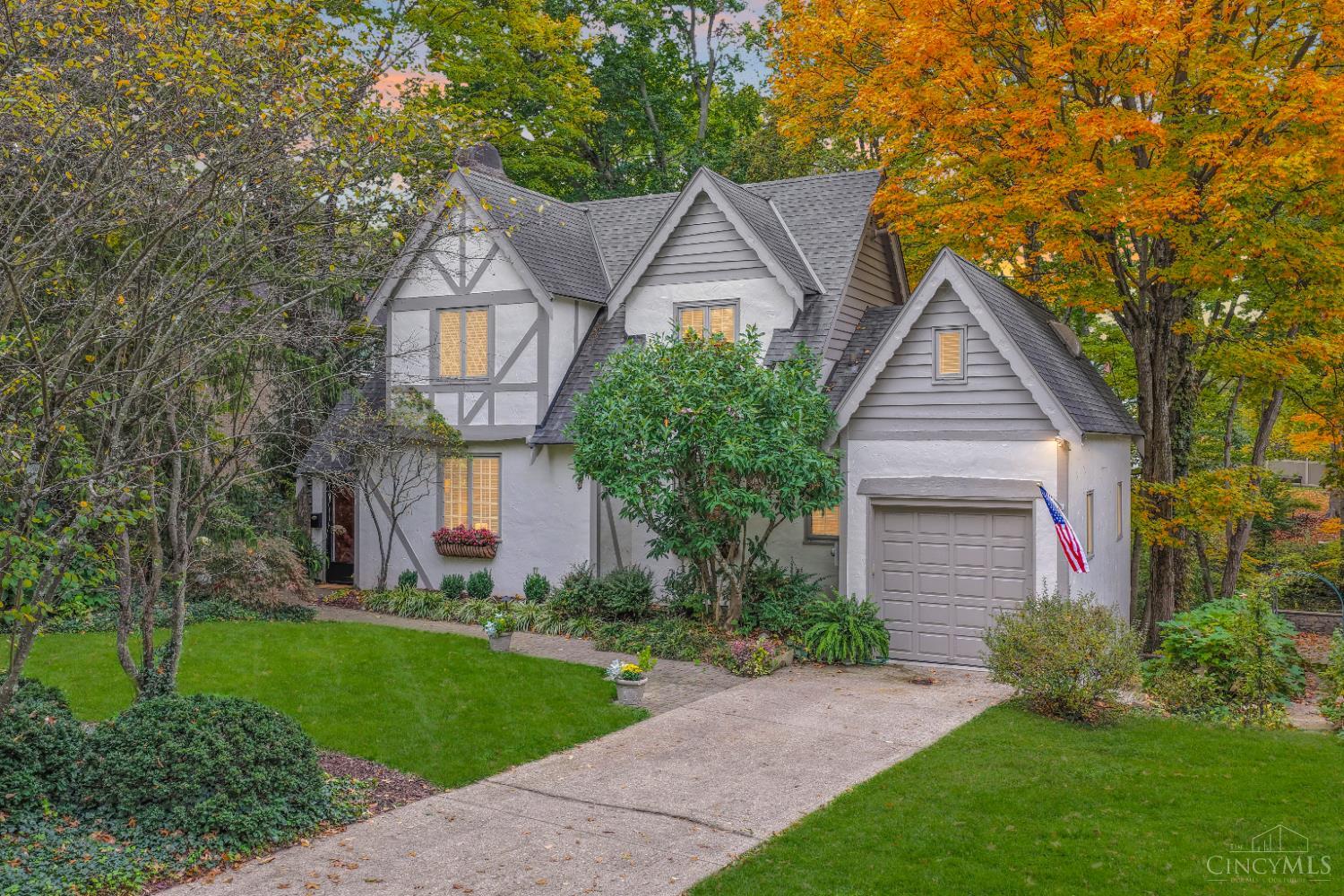 3613 Victoria Lane