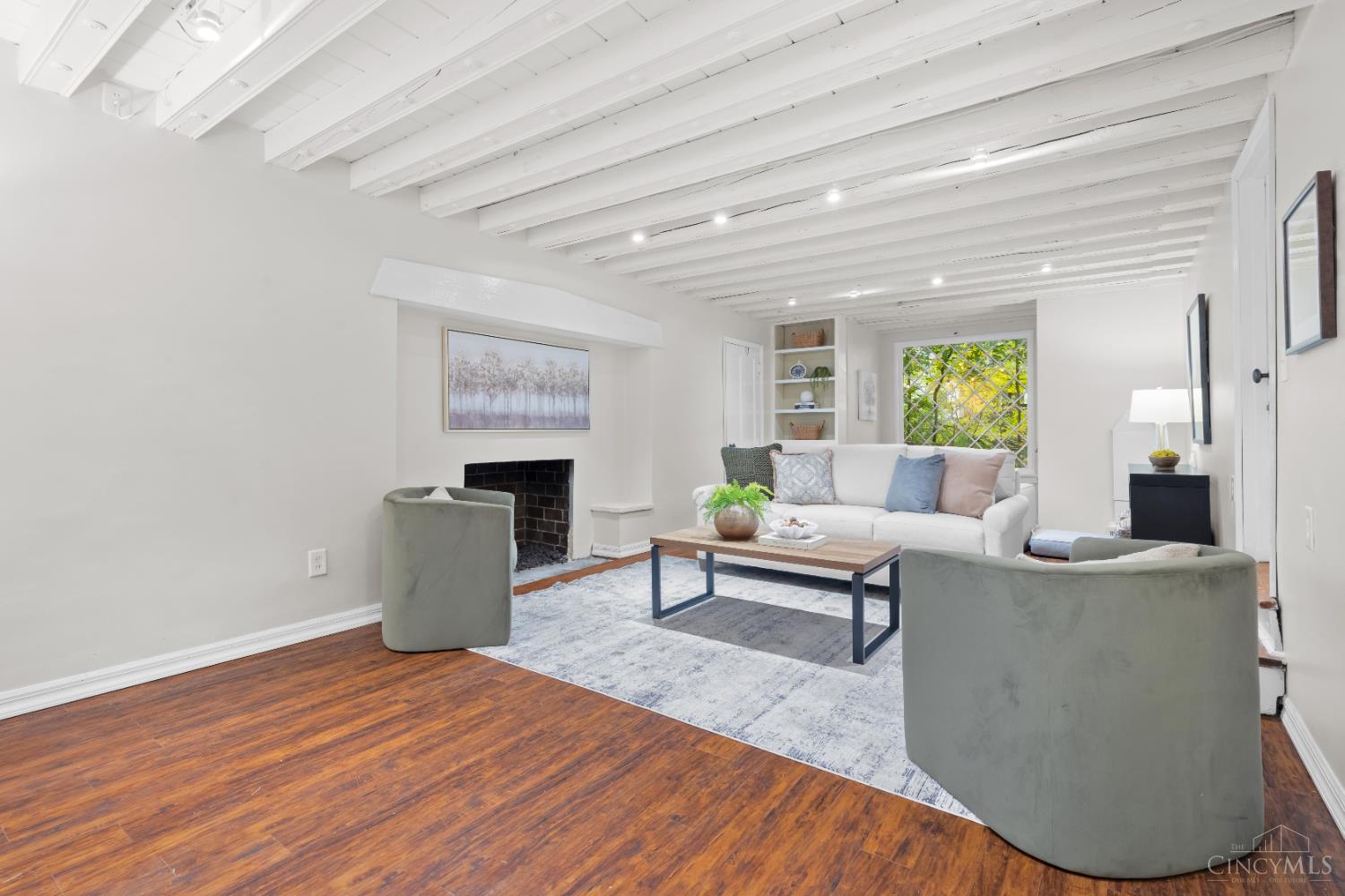 3613 Victoria Lane