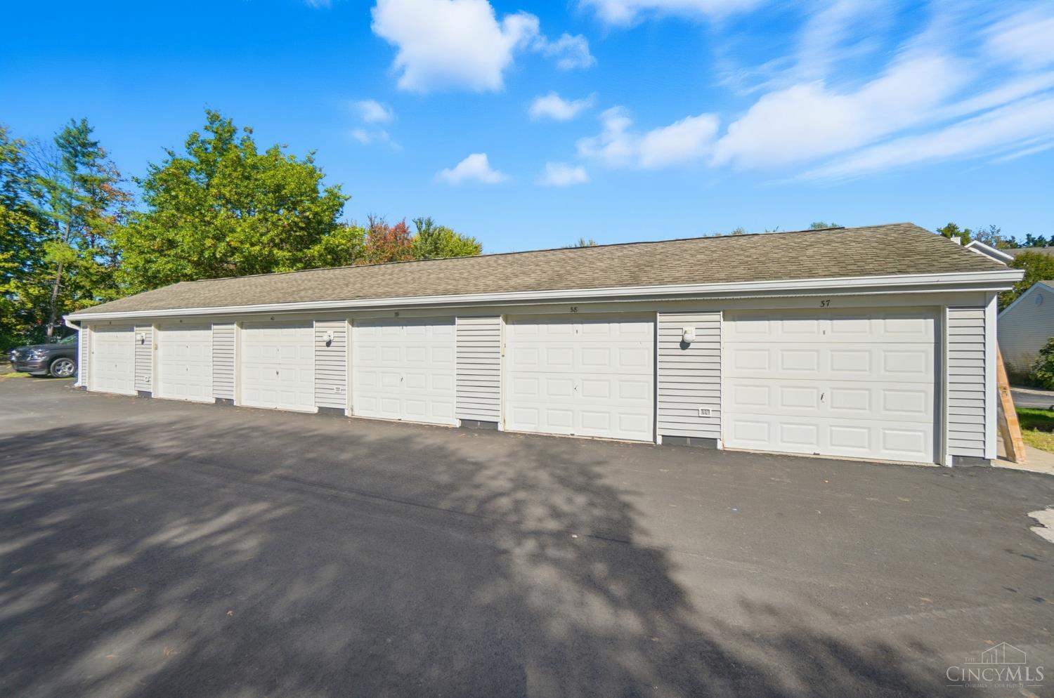 220 Carrington Lane 311