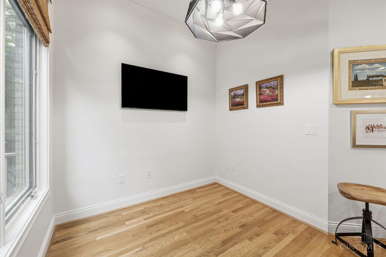 1430 Riverside Drive