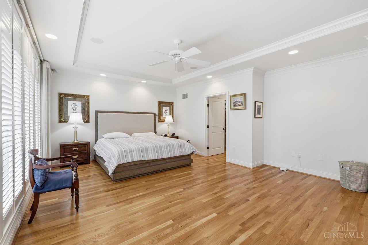 1430 Riverside Drive