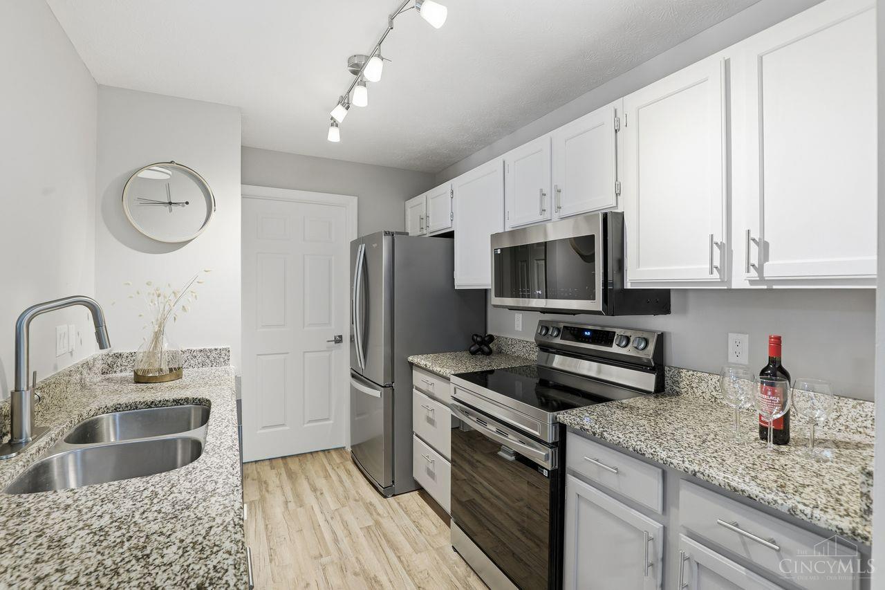 120 Carrington Lane 207