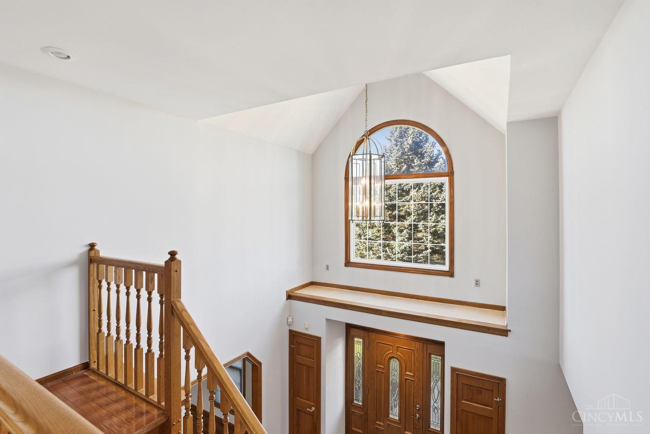 7176 Crown Pointe Drive