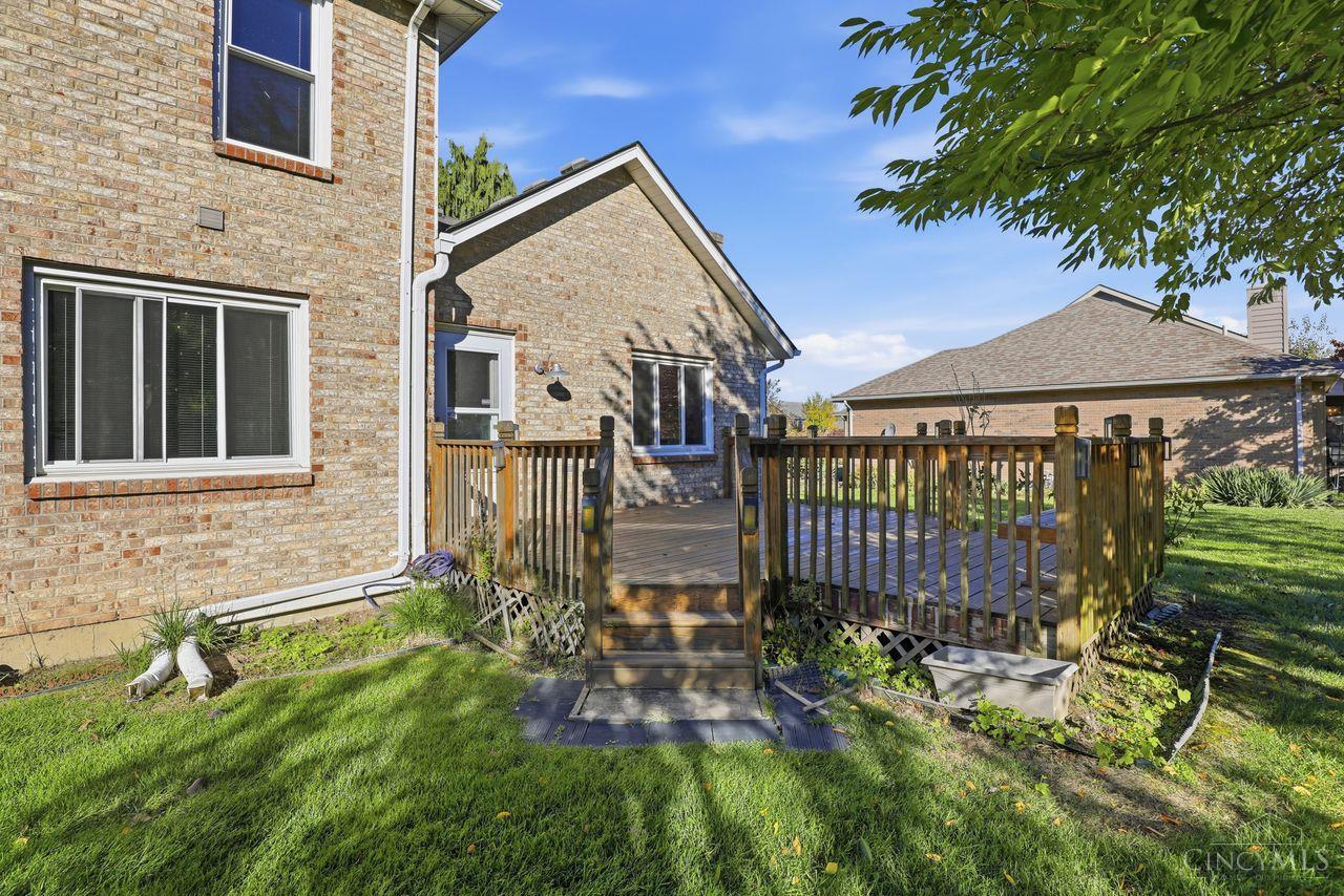 7176 Crown Pointe Drive
