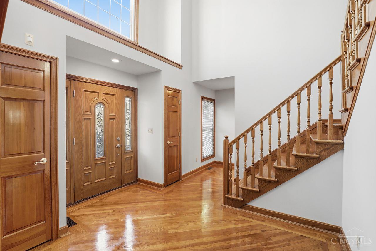 7176 Crown Pointe Drive
