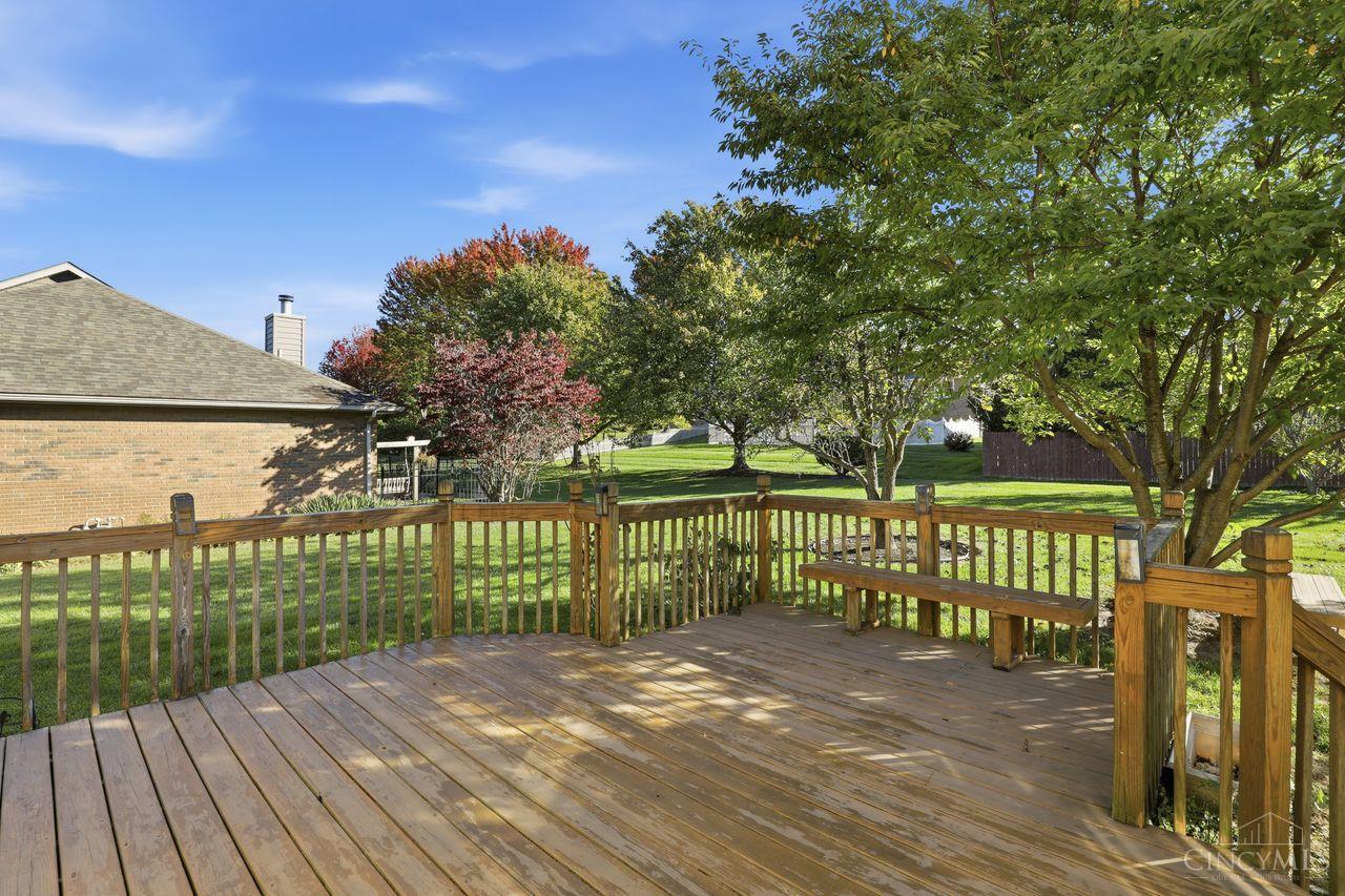 7176 Crown Pointe Drive