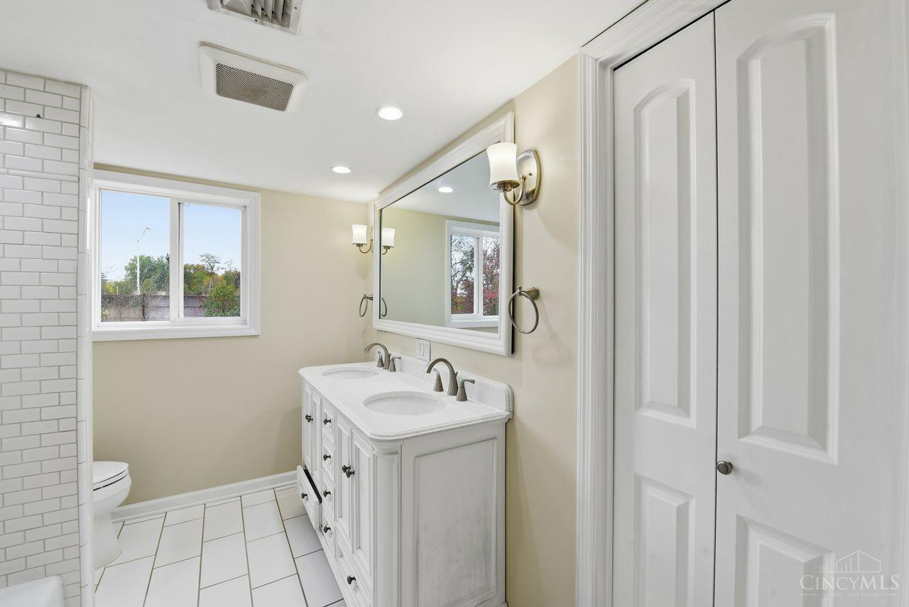 10489 Cinderella Drive