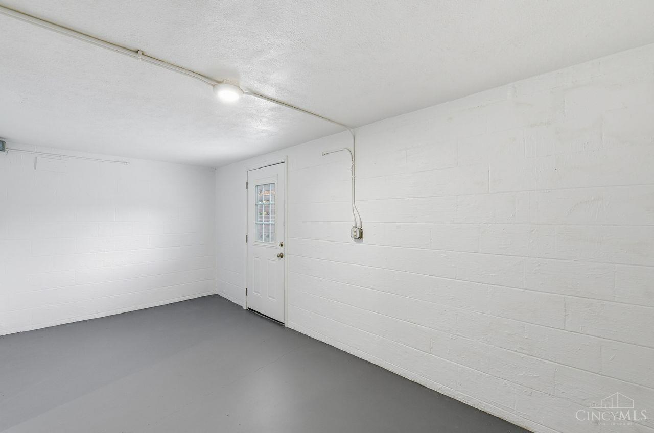 10489 Cinderella Drive