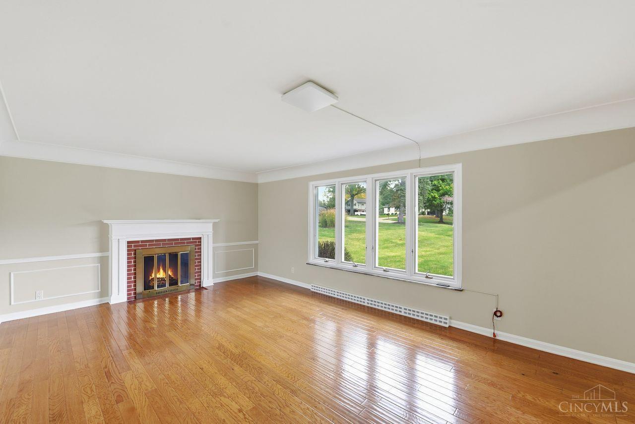 10489 Cinderella Drive