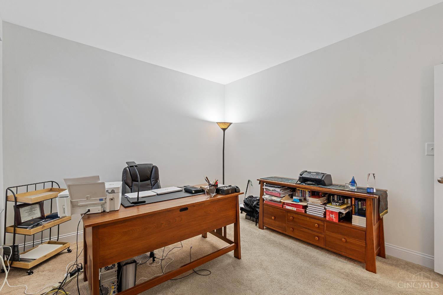 3596 Riverside Drive