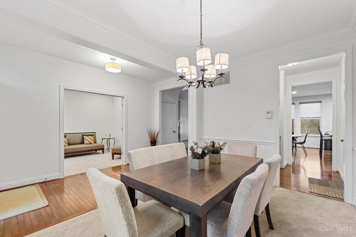 3596 Riverside Drive