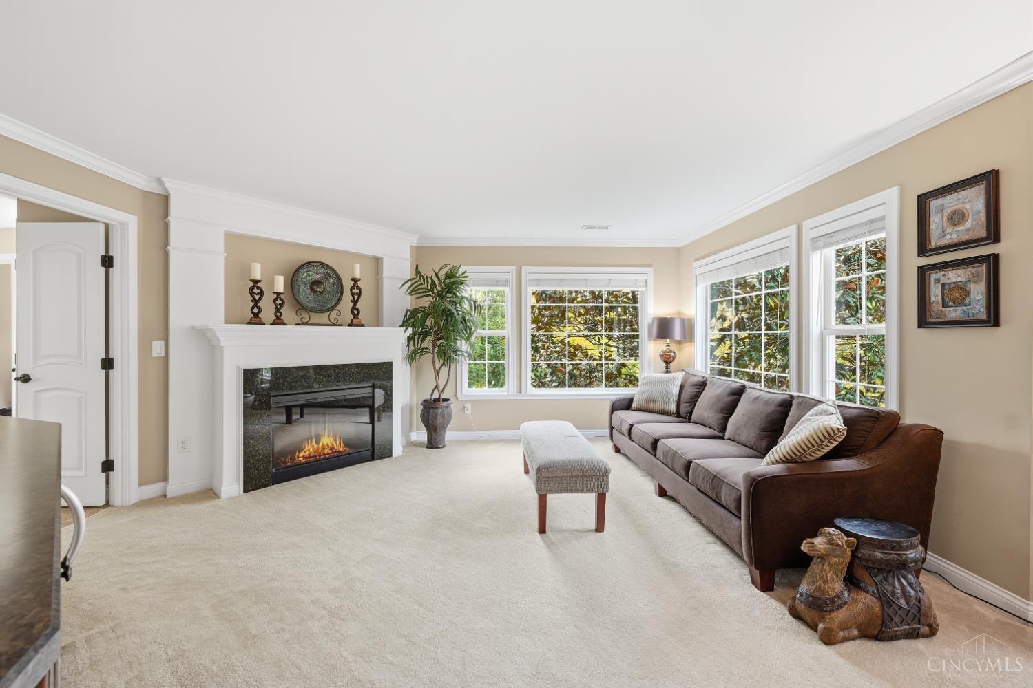 2625 Stonehaven Drive