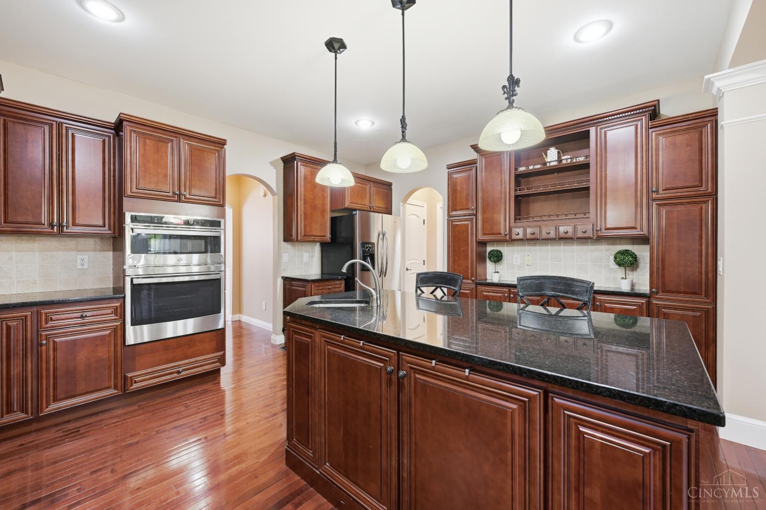 2625 Stonehaven Drive