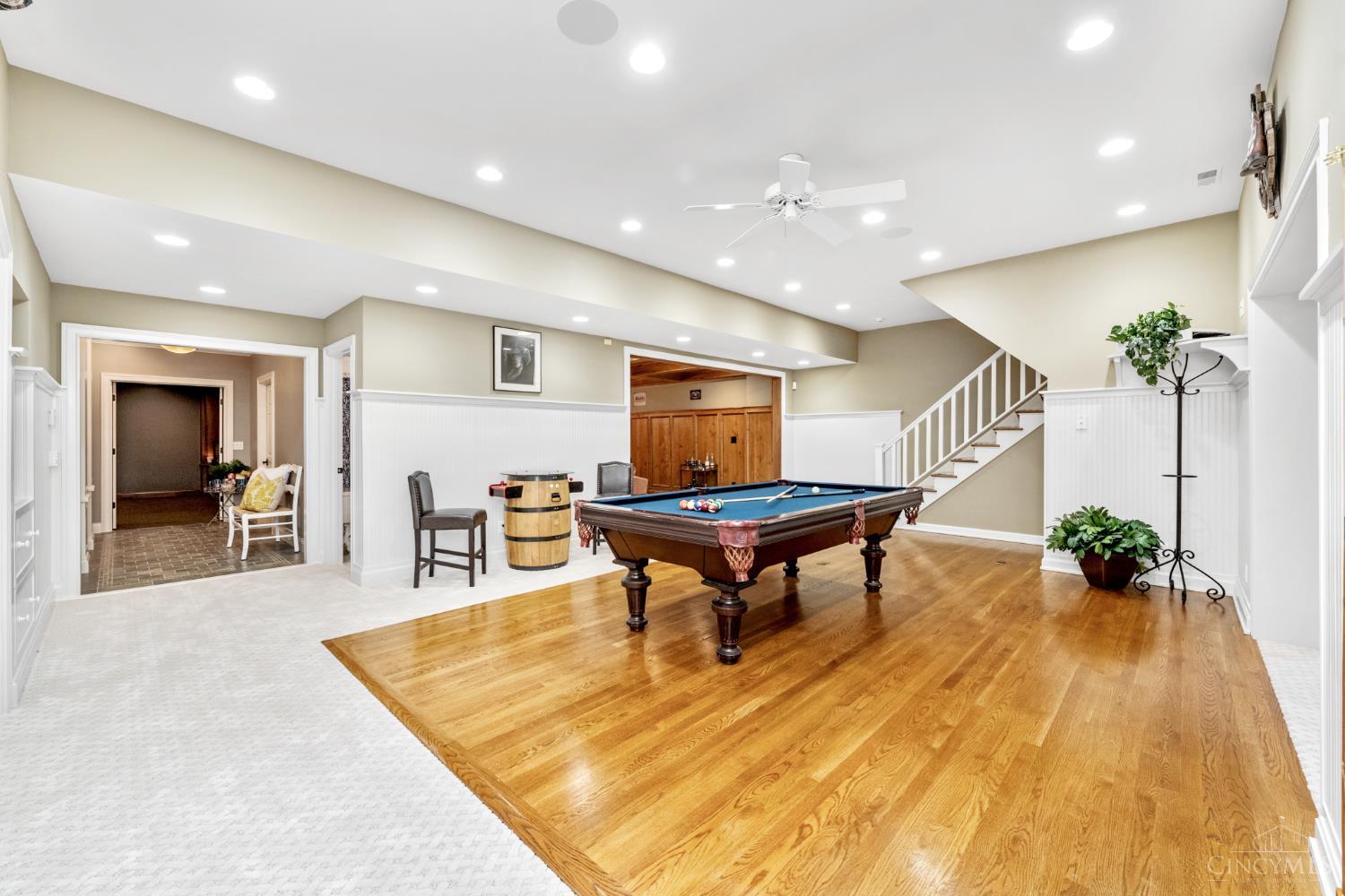 8765 Old Indian Hill Road