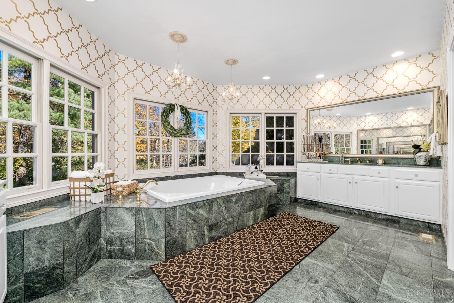 8765 Old Indian Hill Road