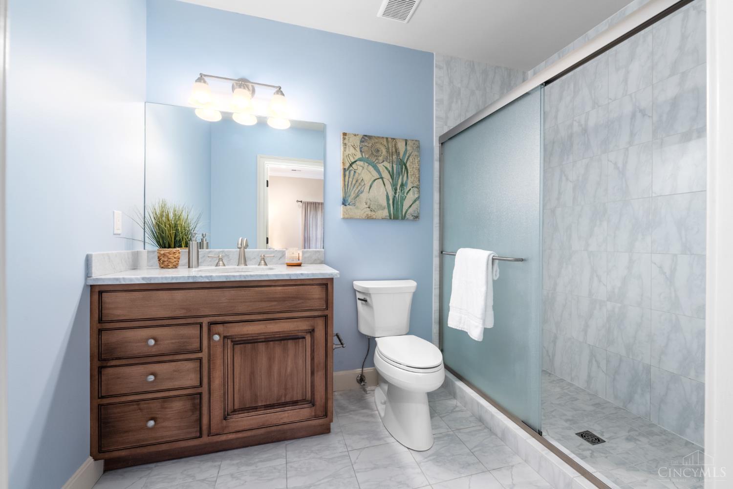 8765 Old Indian Hill Road