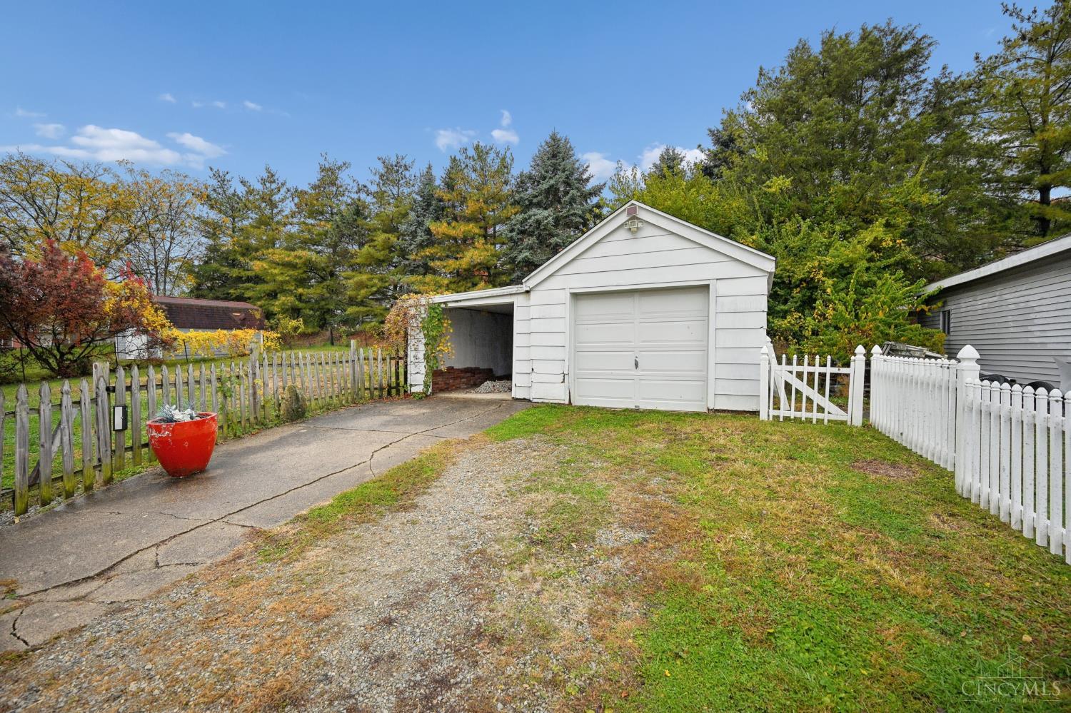 11525 Lippelman Road