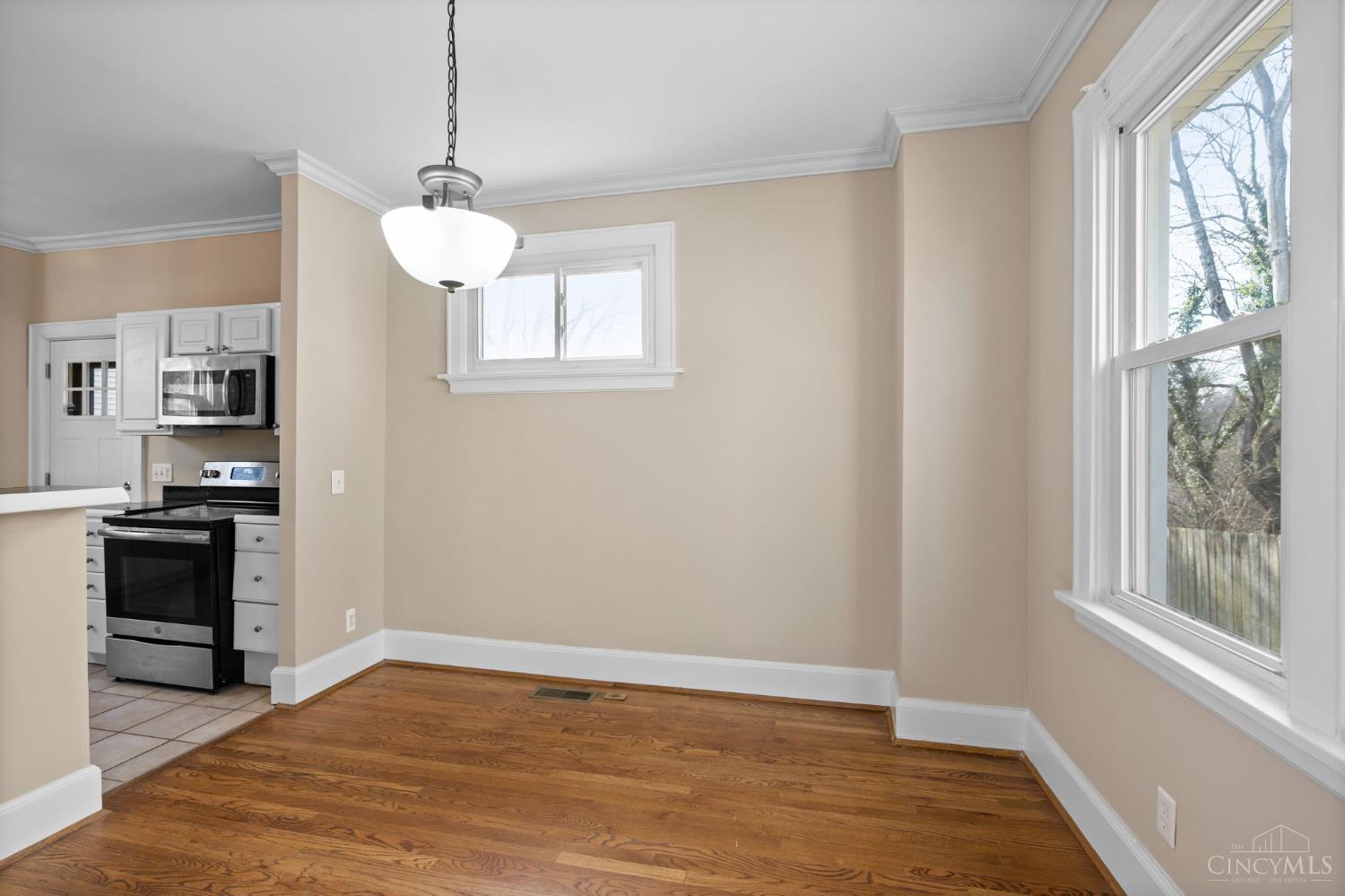 3249 Berwyn Place