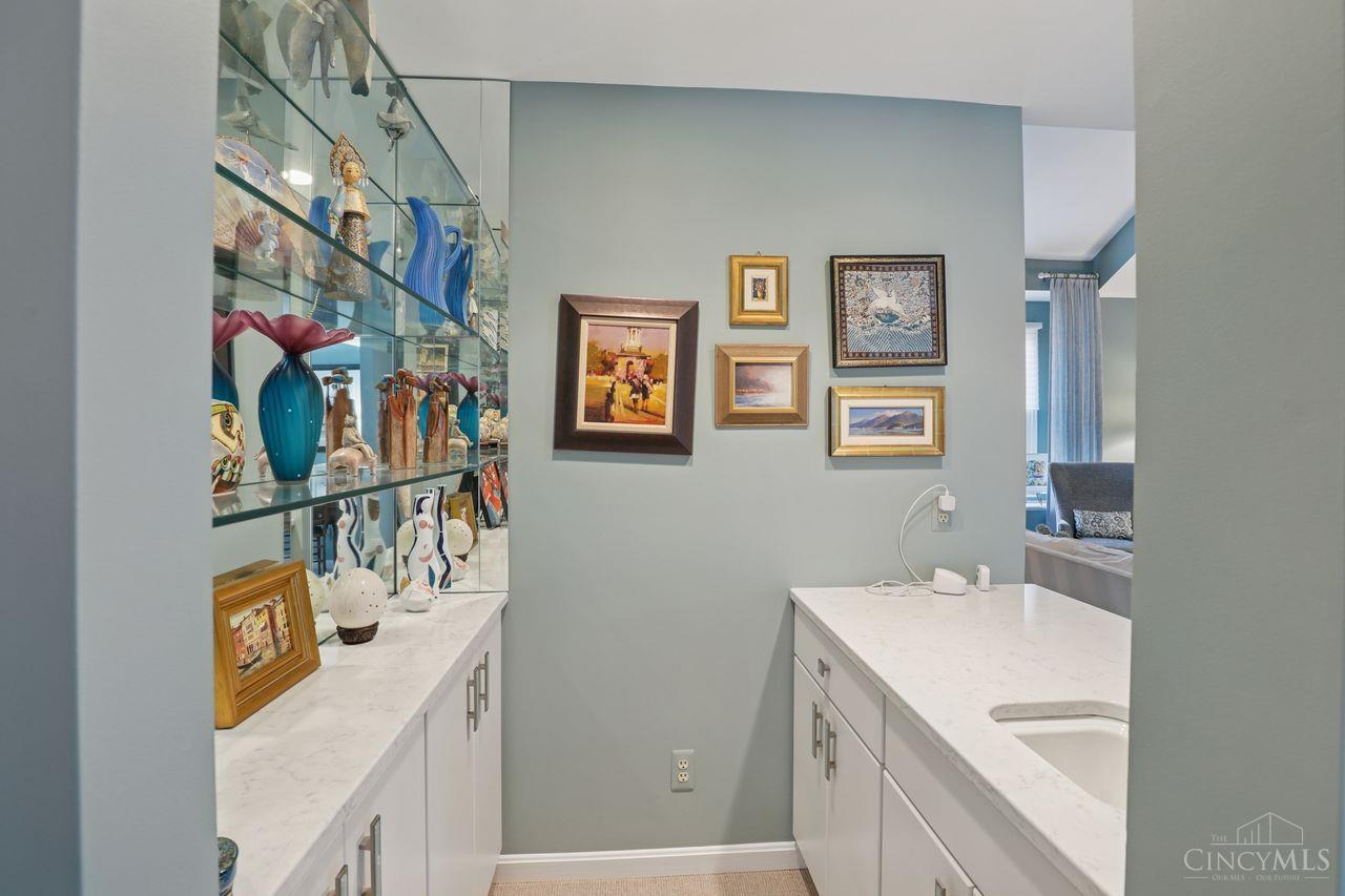 9850 Village View Court