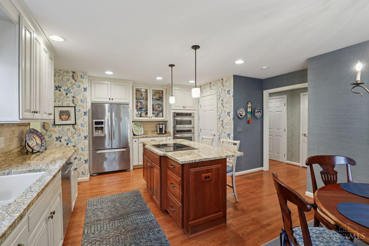9850 Village View Court