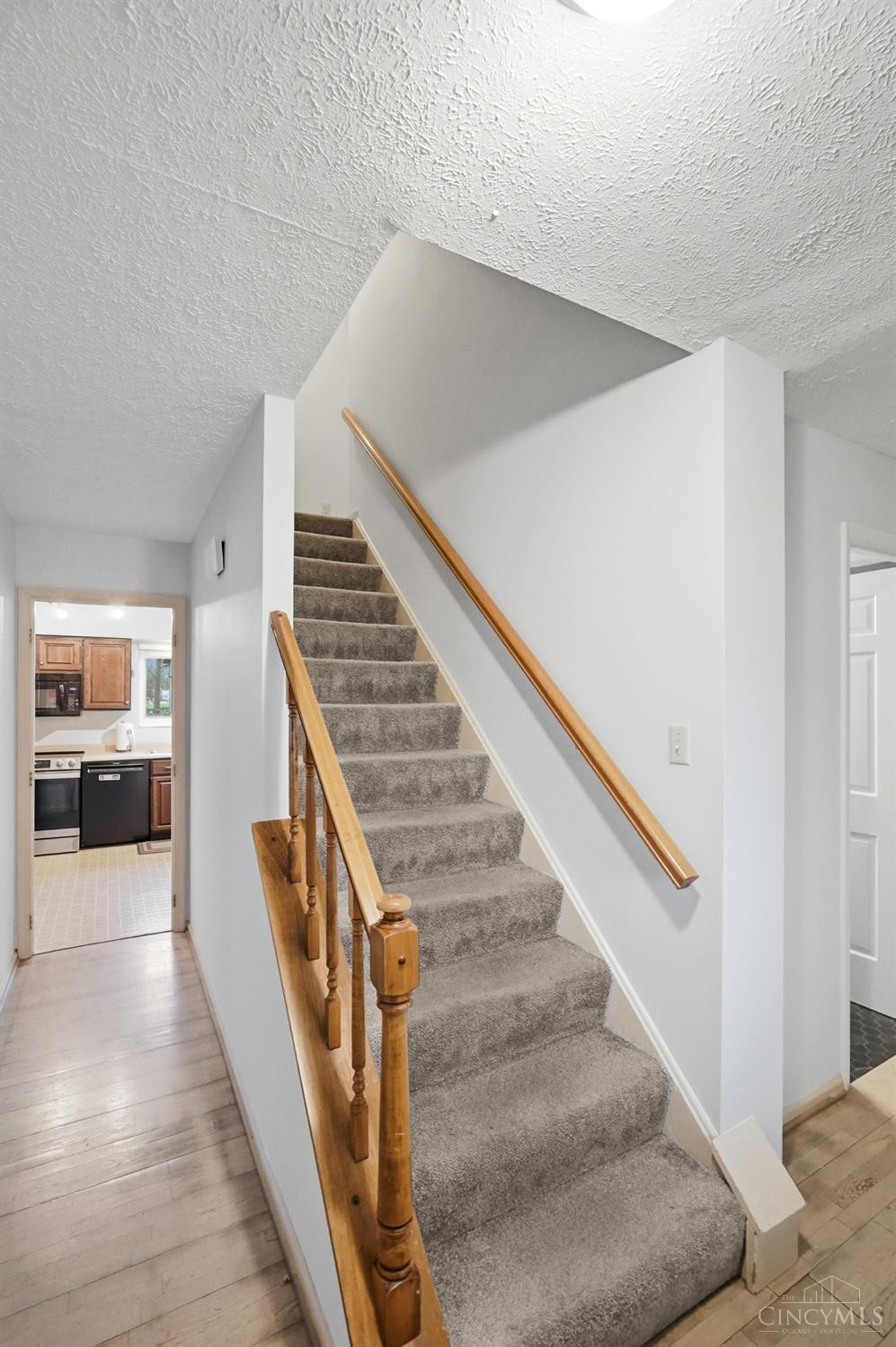 10681 Creeknoll Court