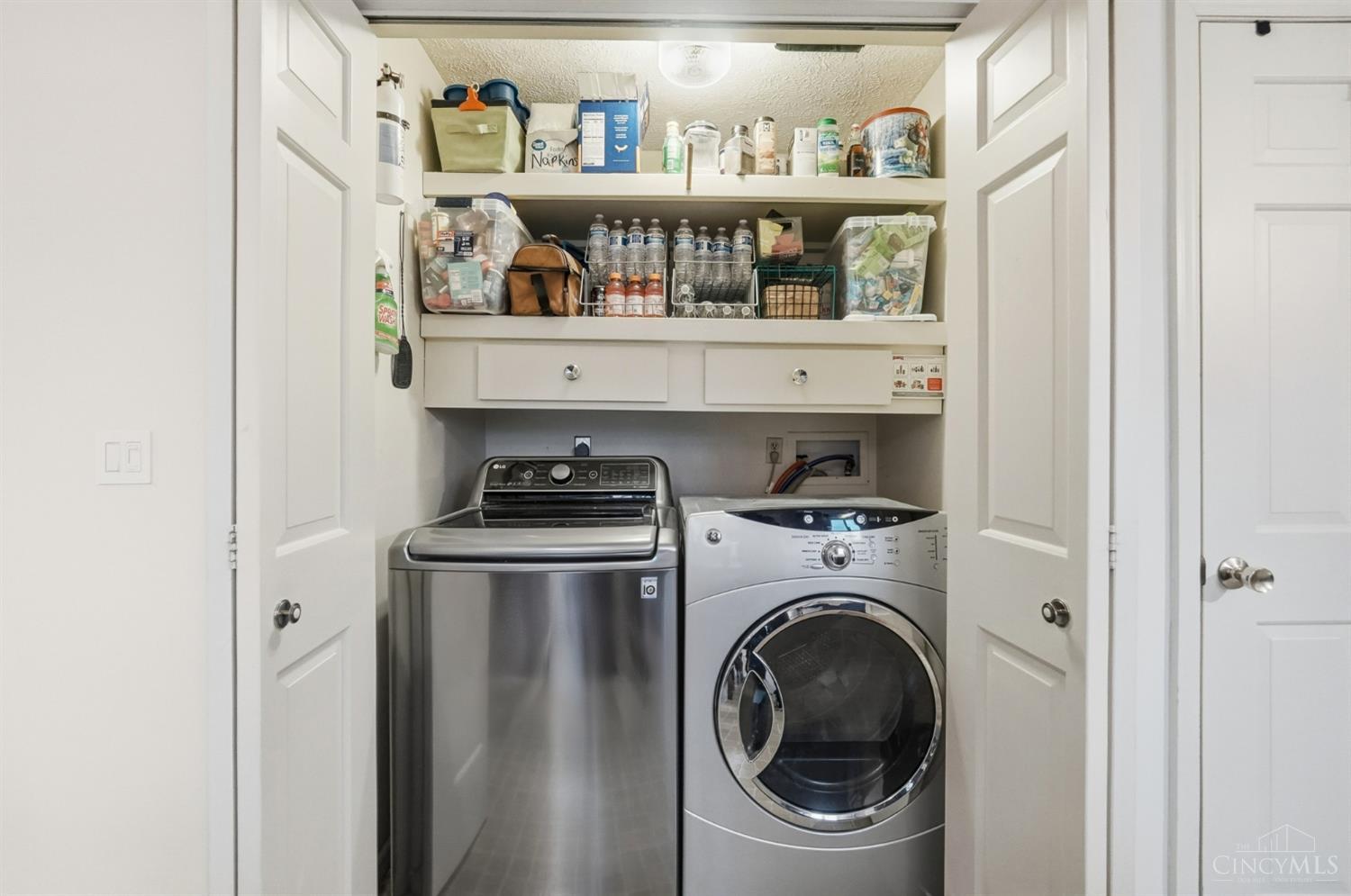 10681 Creeknoll Court