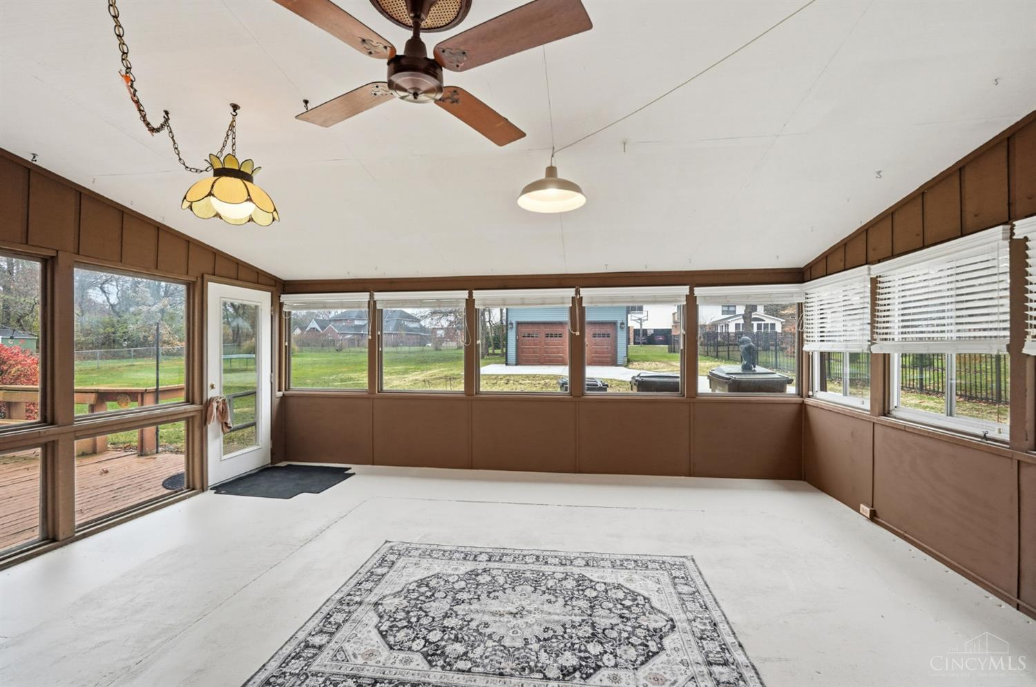 10681 Creeknoll Court