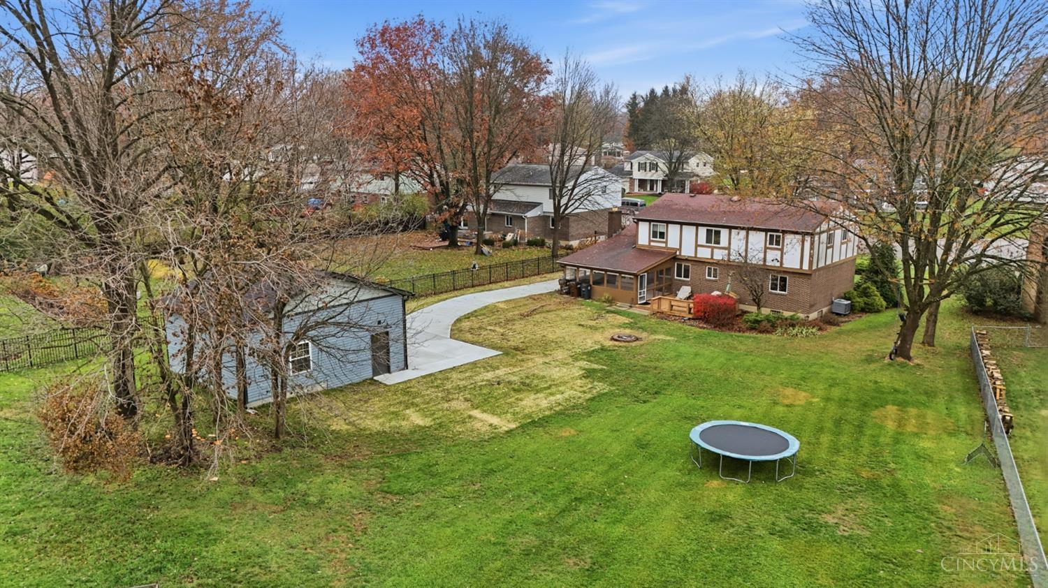 10681 Creeknoll Court