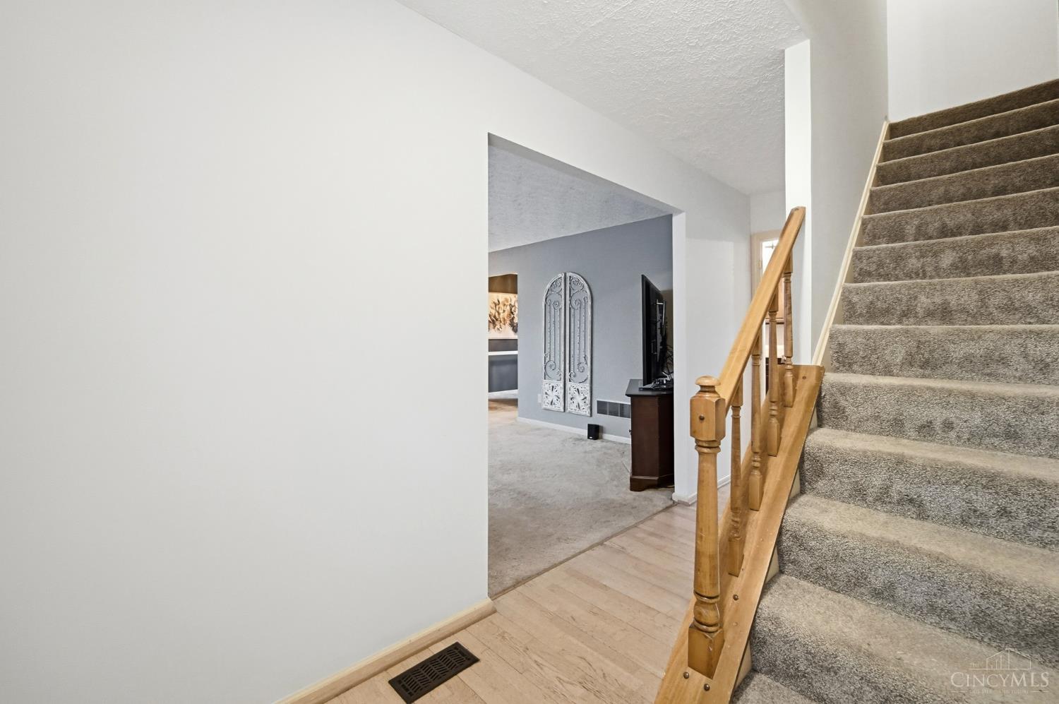 10681 Creeknoll Court