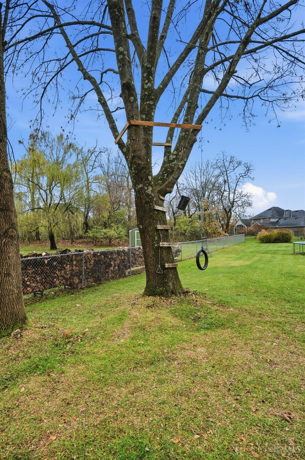 10681 Creeknoll Court