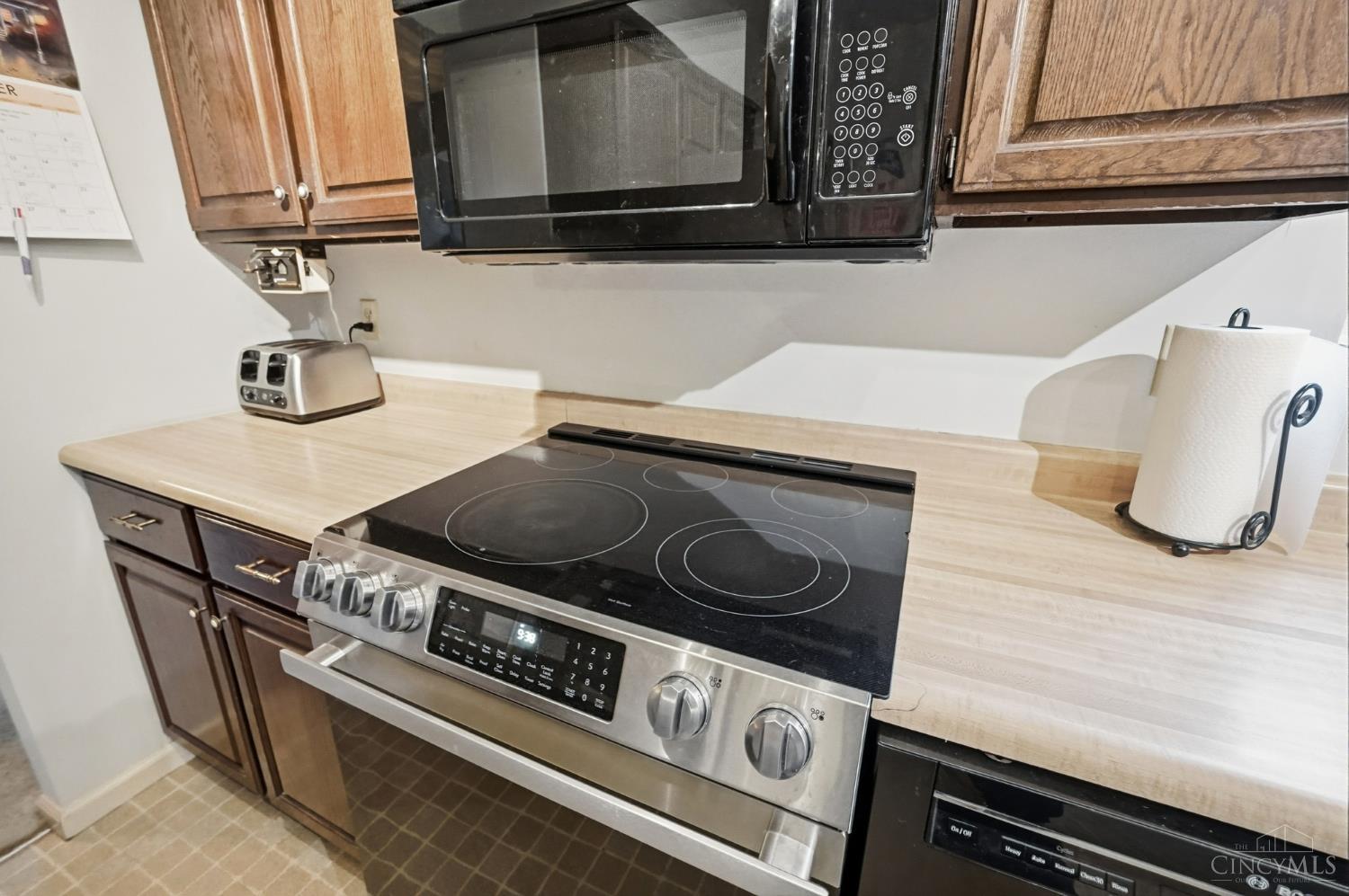 10681 Creeknoll Court